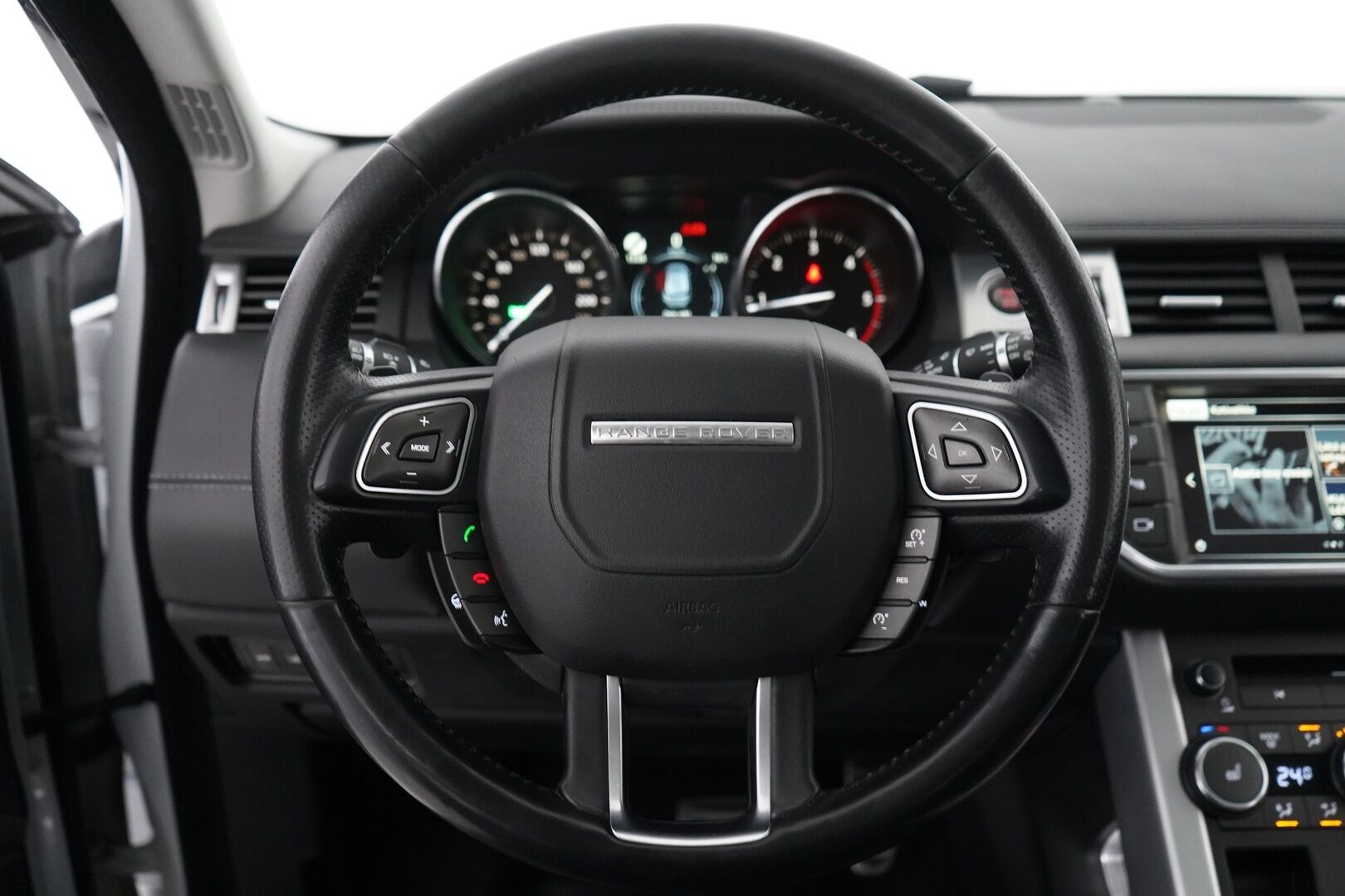 Land Rover Range Rover Evoque 2016 2,0 TD4 180 Aut HSE Dynamic - 360-kamera | Meridian | Lasikatto | Muistipenkit | Koukku | Nahkasisusta | Suomi-auto | Kahdet renkaat aluvantein | Juuri huollettu ja katsastettu