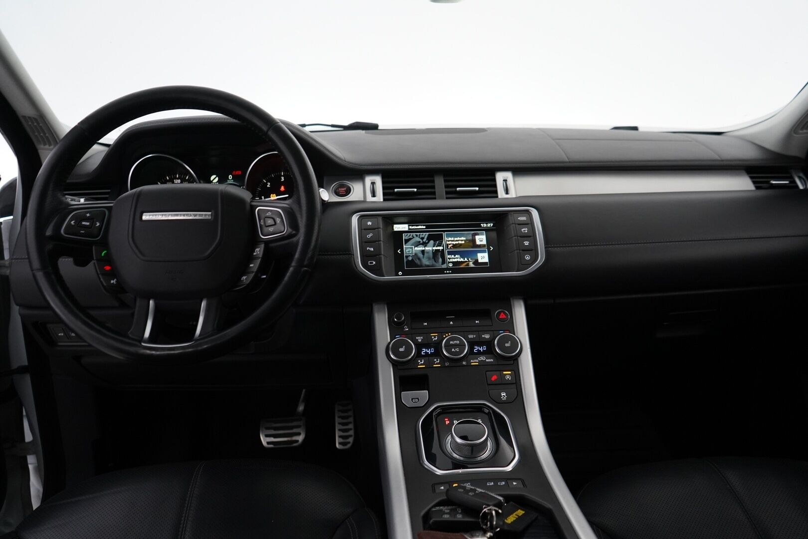 Land Rover Range Rover Evoque 2016 2,0 TD4 180 Aut HSE Dynamic - 360-kamera | Meridian | Lasikatto | Muistipenkit | Koukku | Nahkasisusta | Suomi-auto | Kahdet renkaat aluvantein | Juuri huollettu ja katsastettu