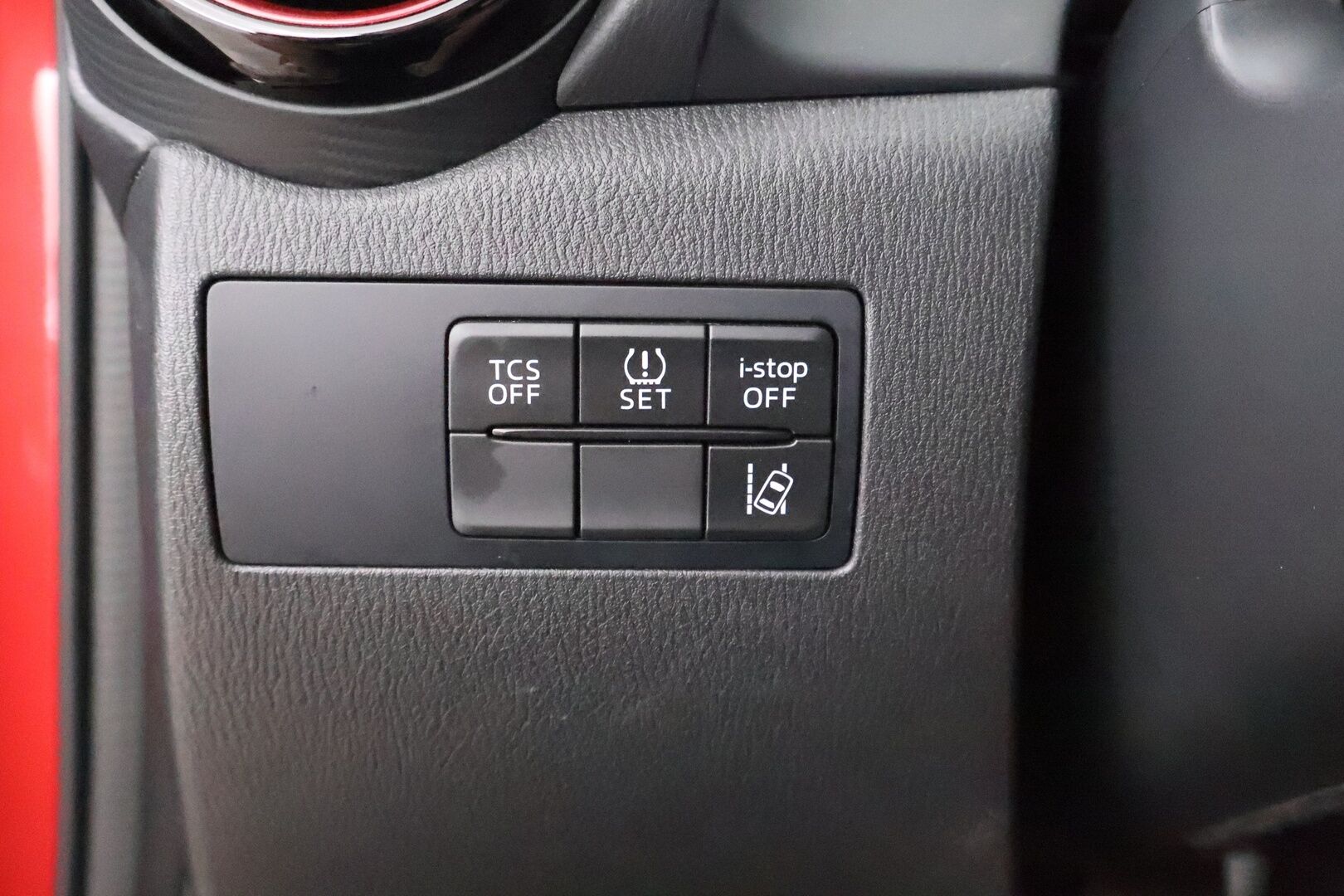 Mazda CX-3 2016 2,0 (120) SKYACTIV-G Premium Plus 6MT EA3 - Suomiauto / Peruutuskamera / Lohkolämmitin / Vakkari / KeyLess / LED / Juuri tullut Tampereelle!