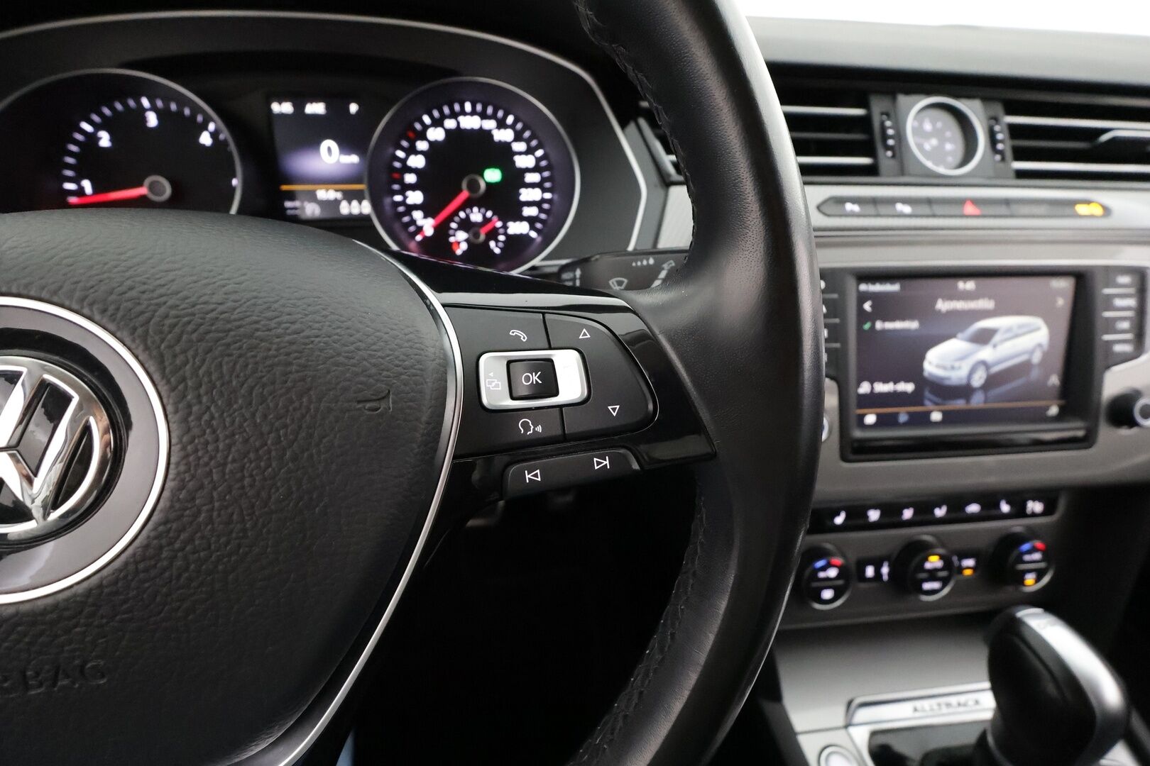 Volkswagen Passat 2017 Variant Alltrack 2,0 TDI 140 kW (190 hv) 4MOTION DSG Winter Edition * ACC / Webasto / Koukku / LED * - Neliveto / Kahdet Renkaat / Suomi-auto