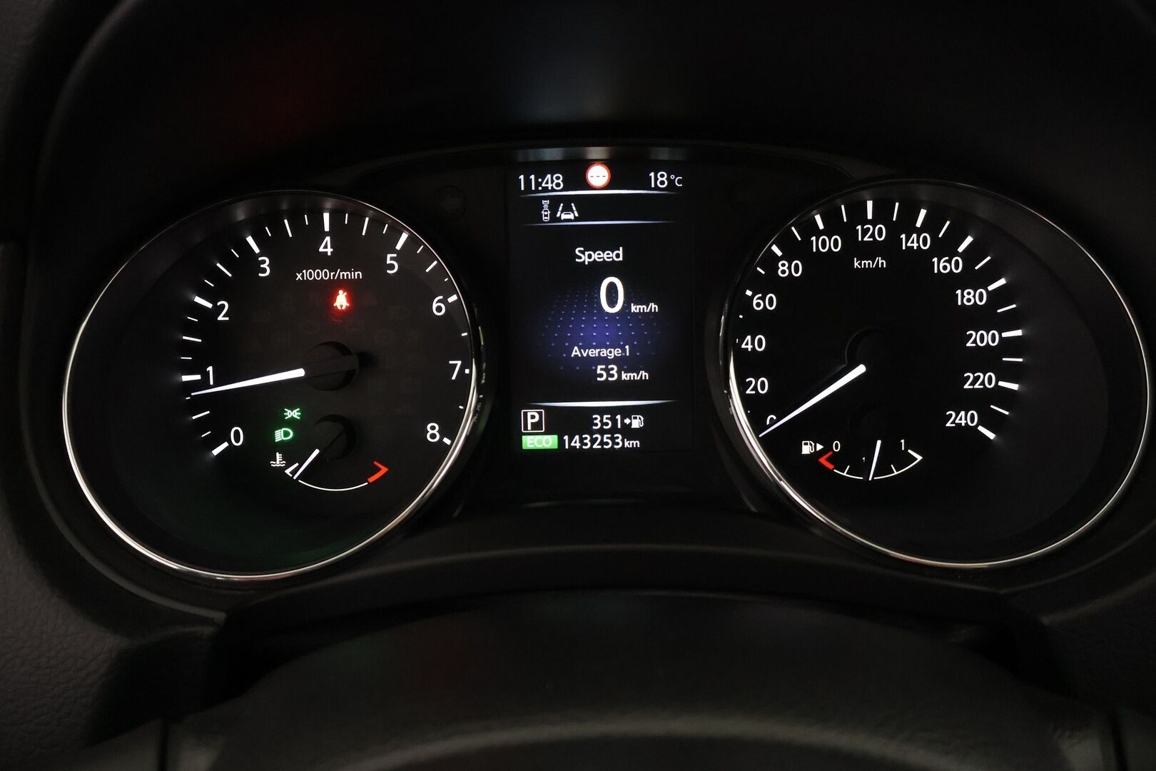 Nissan Qashqai 2016 DIG-T 115 Acenta 2WD Xtronic E6 Safety Pack Connect YritysOutlet - Myydään vain yrityksille - Juuri katsastettu / Lohko / Kahdet renkaat vanteilla / P-kamera /Suomi-auto /Isofix / Bluetooth / Tutkat edessä ja takana