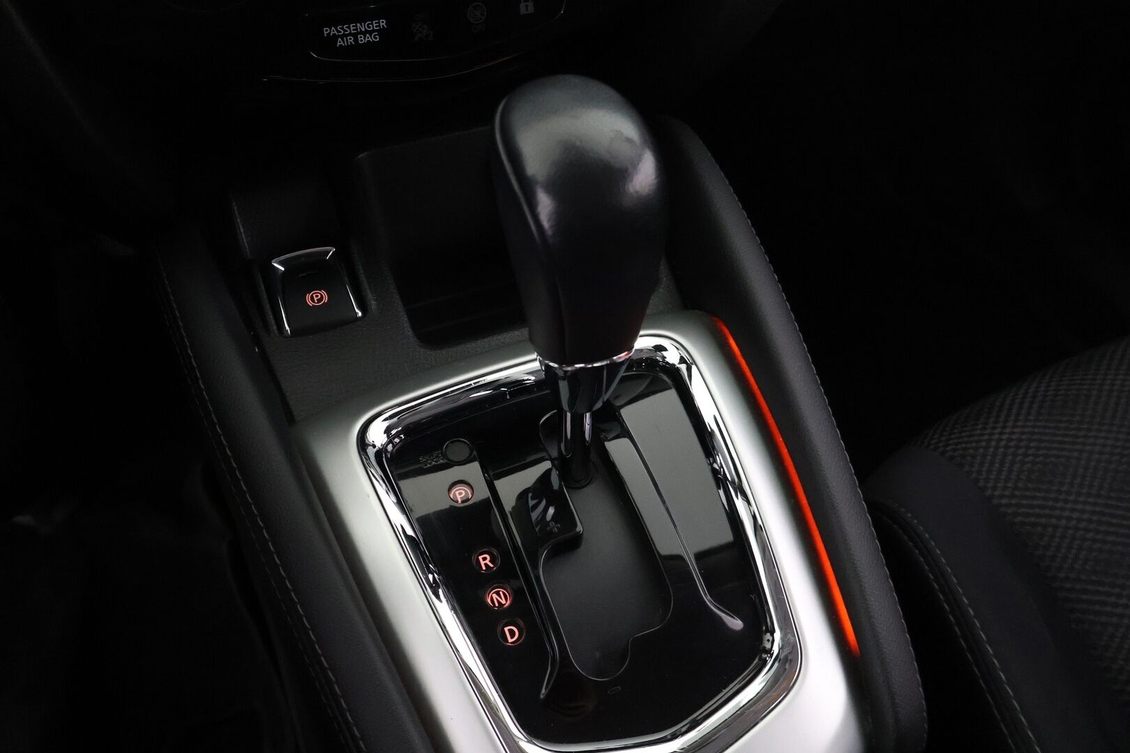 Nissan Qashqai 2016 DIG-T 115 Acenta 2WD Xtronic E6 Safety Pack Connect YritysOutlet - Myydään vain yrityksille - Juuri katsastettu / Lohko / Kahdet renkaat vanteilla / P-kamera /Suomi-auto /Isofix / Bluetooth / Tutkat edessä ja takana