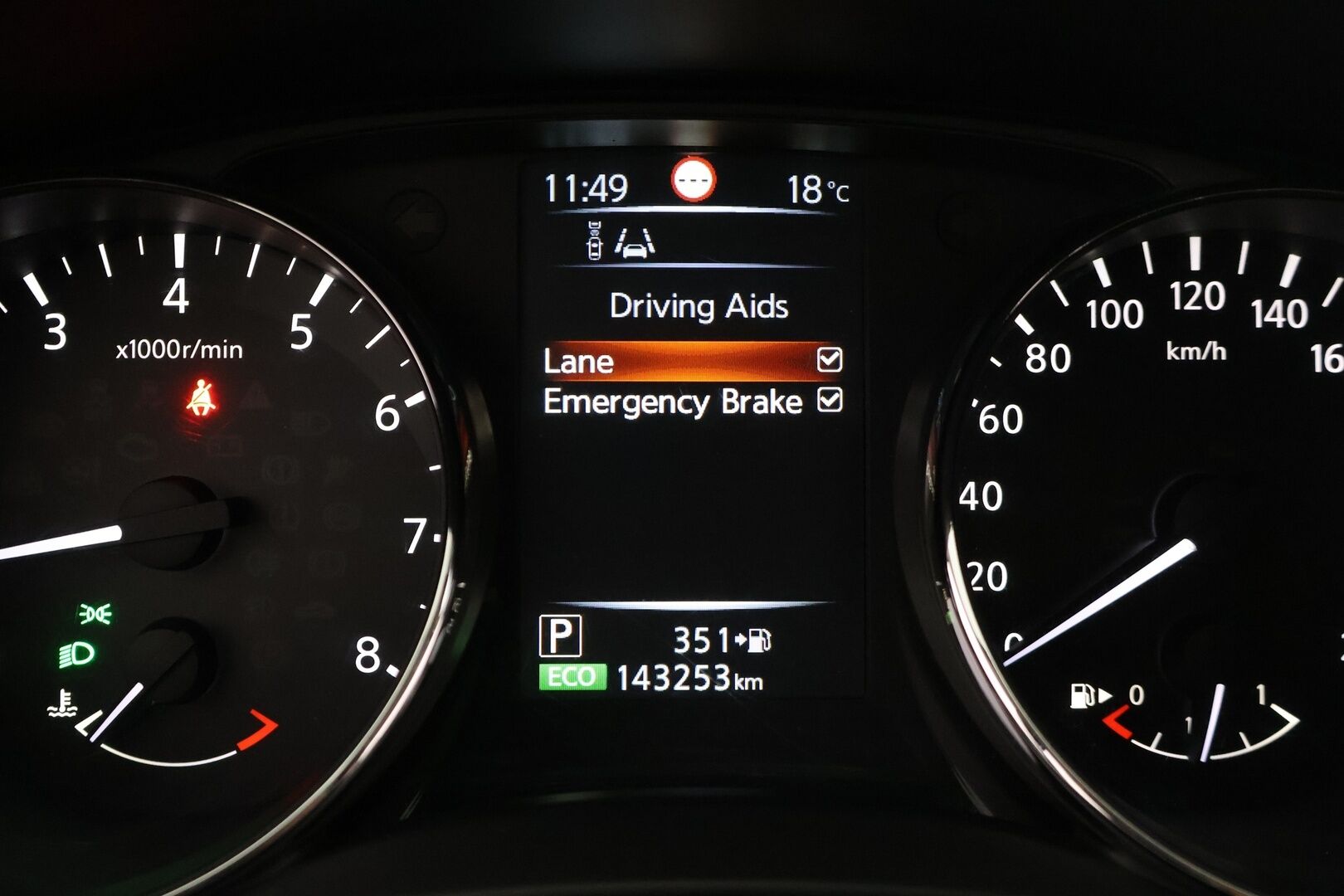 Nissan Qashqai 2016 DIG-T 115 Acenta 2WD Xtronic E6 Safety Pack Connect YritysOutlet - Myydään vain yrityksille - Juuri katsastettu / Lohko / Kahdet renkaat vanteilla / P-kamera /Suomi-auto /Isofix / Bluetooth / Tutkat edessä ja takana