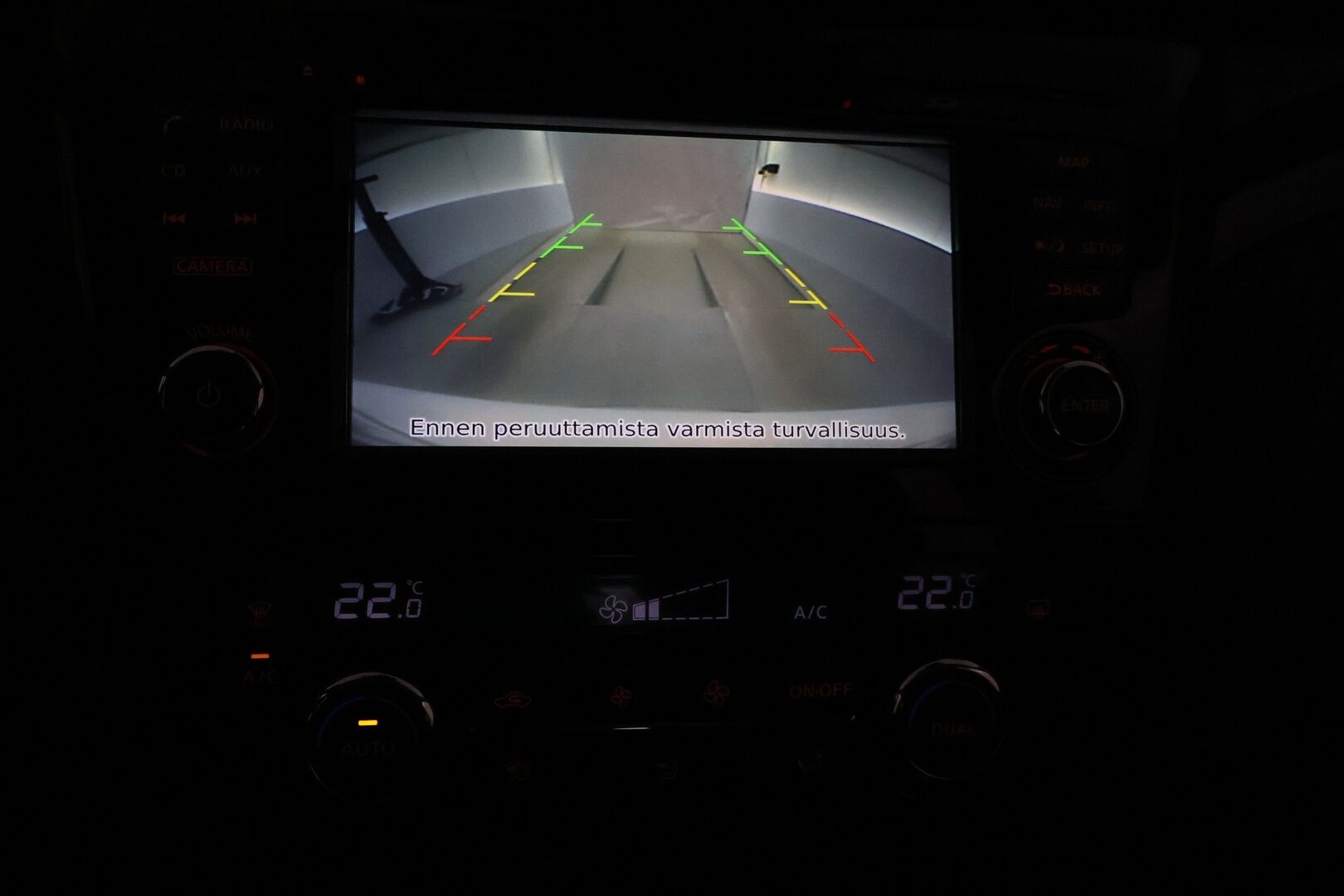 Nissan Qashqai 2016 DIG-T 115 Acenta 2WD Xtronic E6 Safety Pack Connect YritysOutlet - Myydään vain yrityksille - Juuri katsastettu / Lohko / Kahdet renkaat vanteilla / P-kamera /Suomi-auto /Isofix / Bluetooth / Tutkat edessä ja takana