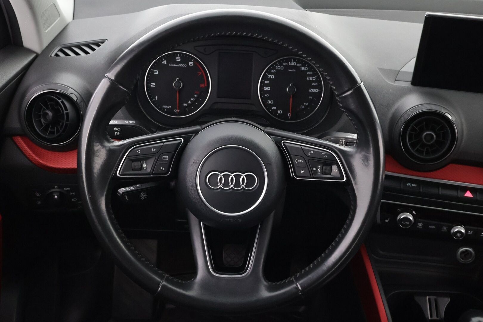Audi Q2 2017 Business Sport 1,4 TFSI COD 110 kW S tronic