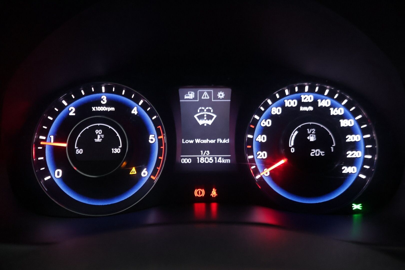 Hyundai i40 Sedan 2017 1,7 CRDi 6MT ISG Classic - | Suomi-auto | Vakkari | Lisäpitkä | 2x Kunnon Renkaat | Huollettu hyvin |