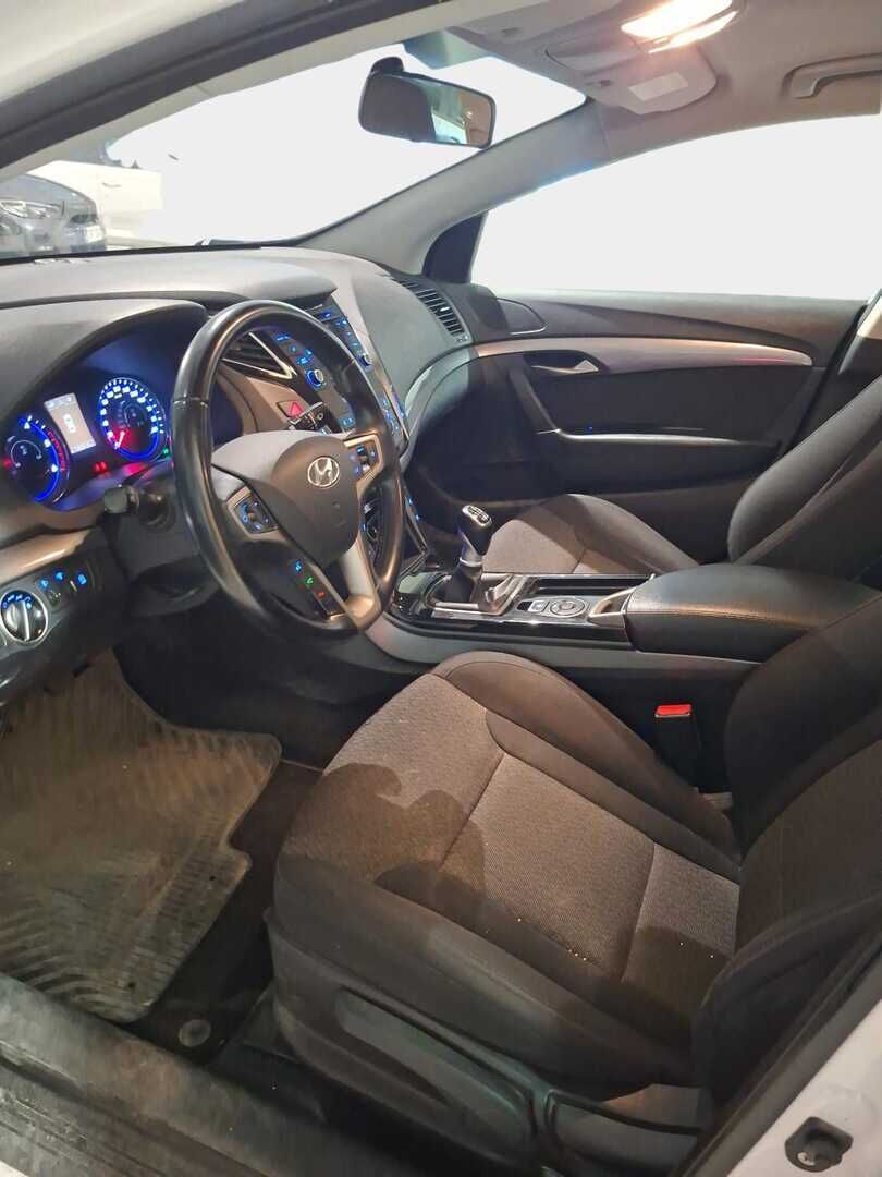 Hyundai i40 Sedan 2017 1,7 CRDi 6MT ISG Classic - | Suomi-auto | Vakkari | Lisäpitkä | 2x Kunnon Renkaat | Huollettu hyvin |