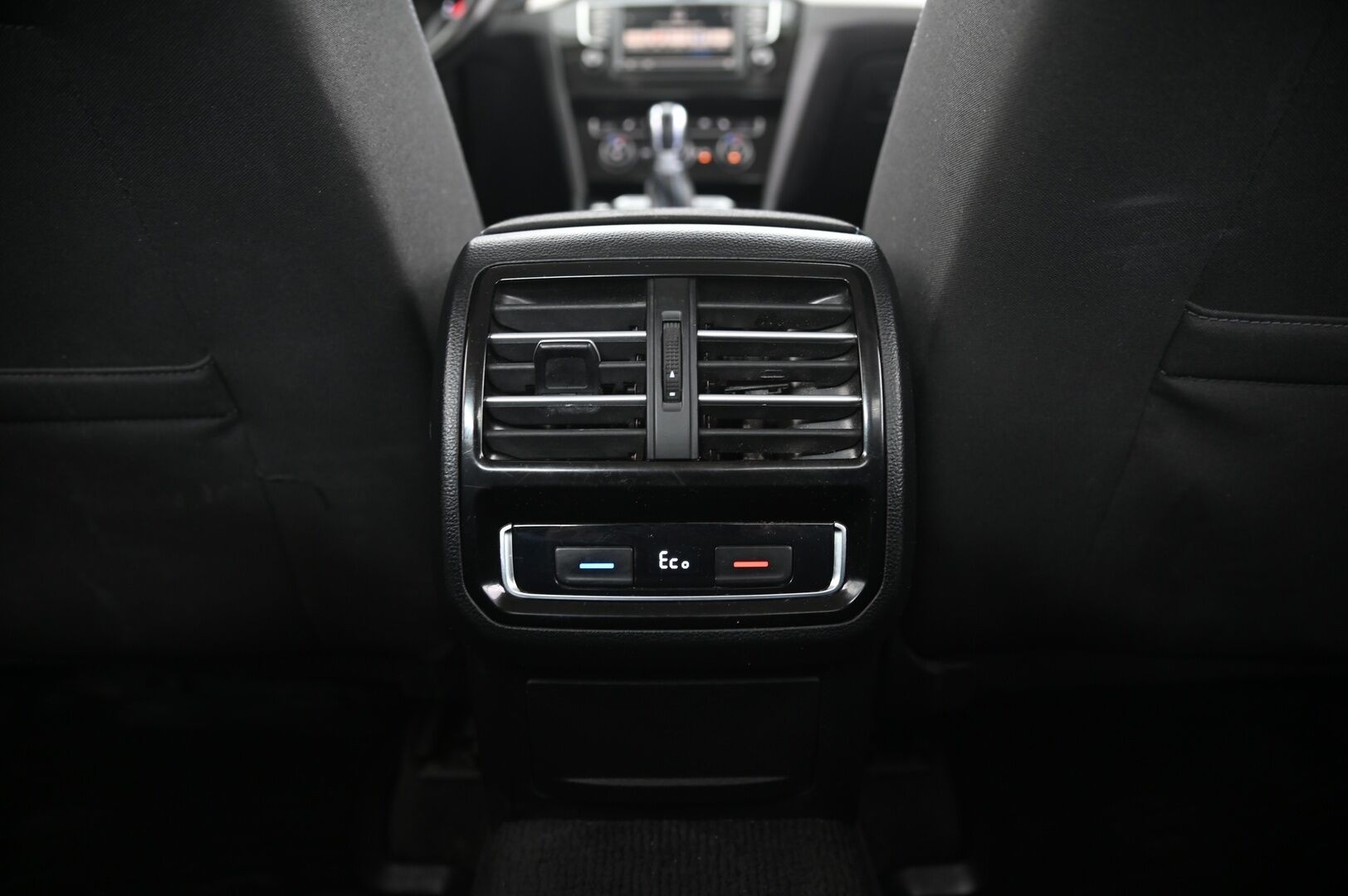 Volkswagen Passat 2017 Sedan GTE Plug-In Hybrid 160 kW (218 hv) DSG-automaatti - *Myyydään Huutokaupat.com*