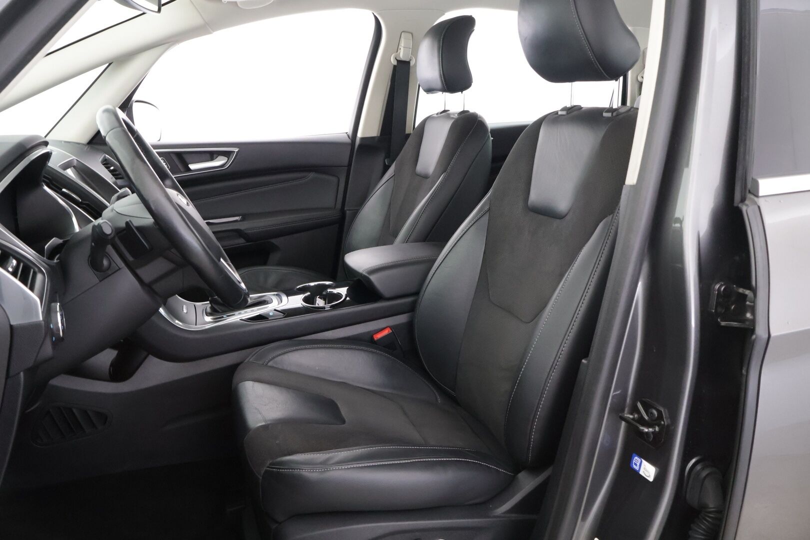 Ford S-Max 2016 2,0 TDCi 150hv PowerShift A6 Titanium 5D *Vakkari / Tutkat / Sähköpenkit / 7-Paikkaa* - *Viimeisin huolto 05.2025 / Kahdet renkaat alumiinivantein / Suomi-auto*
