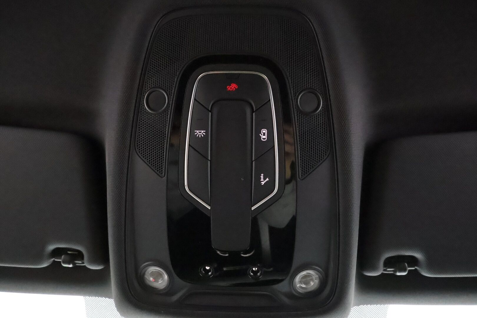 Audi A4 2017 Avant Business Sport 2,0 TFSI 140 kW S tronic * Vakkari / P.tutkat / Webasto / Koukku / LED / Sporttipenkit * - Suomi-auto / Kahdet renkaat aluvanteilla