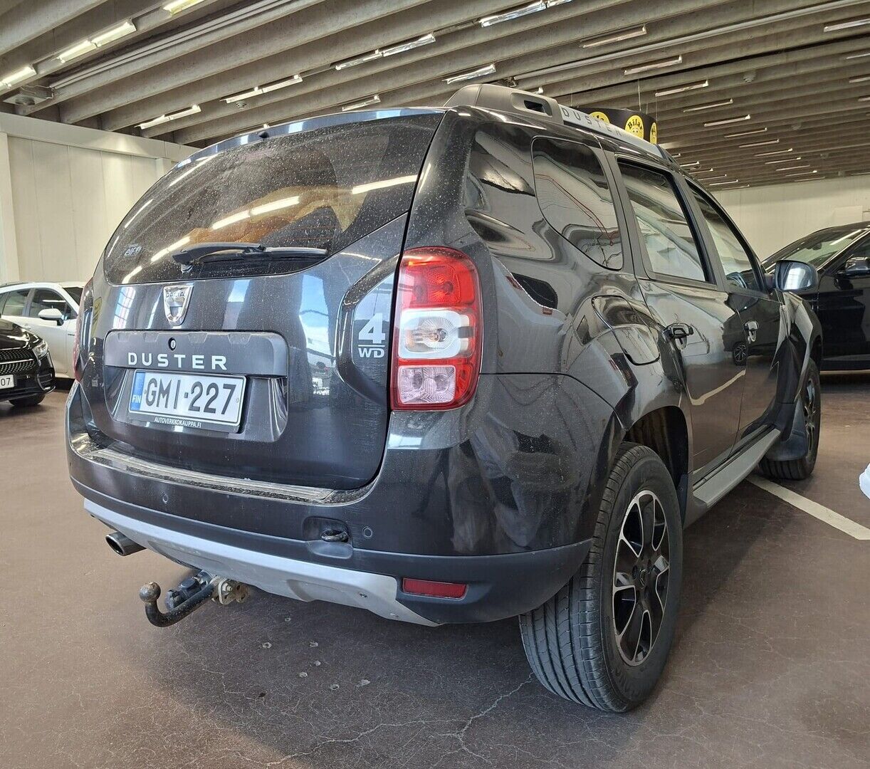 Dacia Duster 2016 TCe 125 S&S 4x4 Black Shadow - | Juuri Tullut! | Koukku | Suomi-auto | Vakkari | P.tutkat | Aut.ilmastointi | 