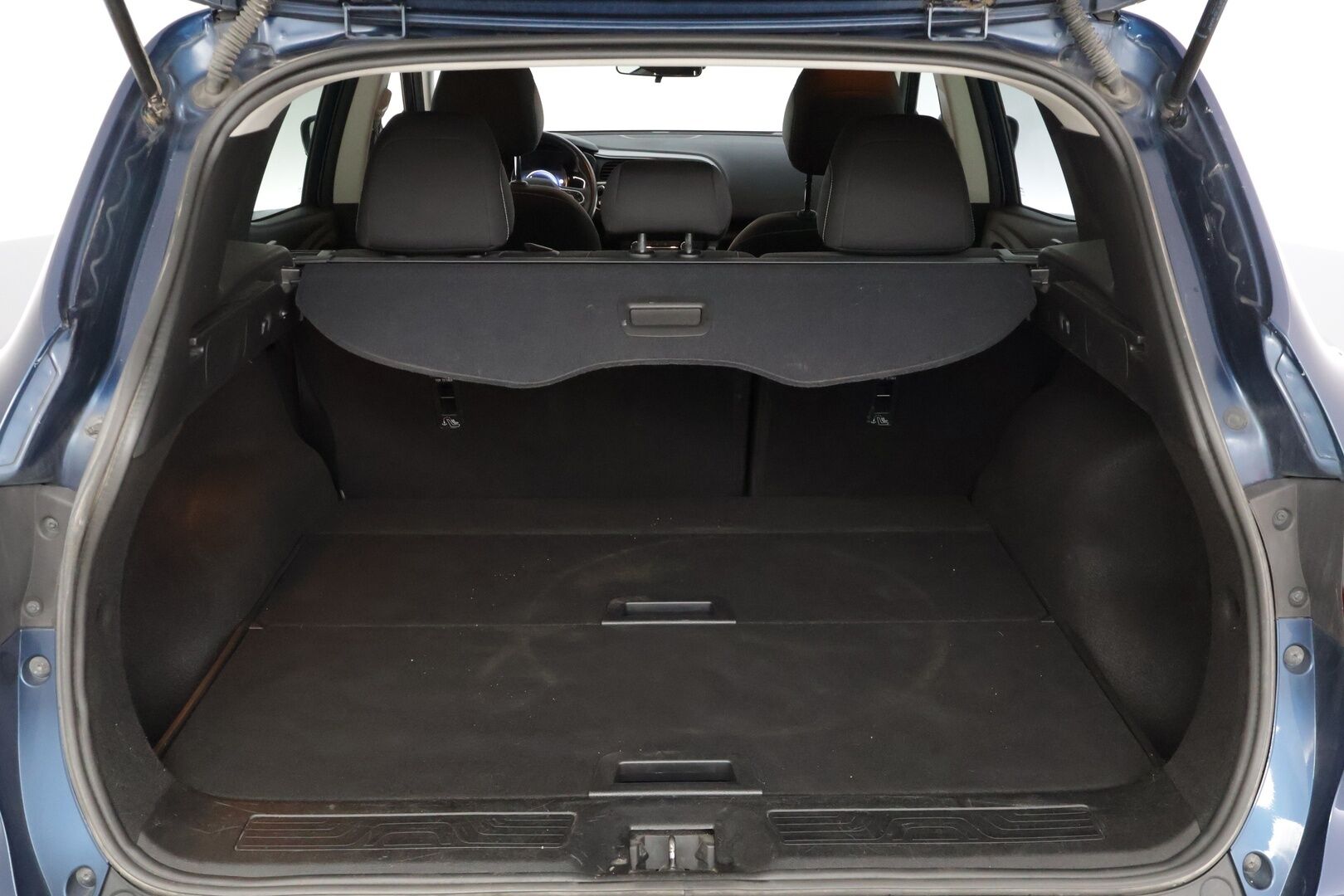 Renault Kadjar 2017 Energy TCe 130 Zen* Vakkari / Mäkilähtöavustin / Lohkolämmitin * - * Suomi-auto / Kahdet renkaat / Juuri huollettu sekä hiljattain katsastettu *