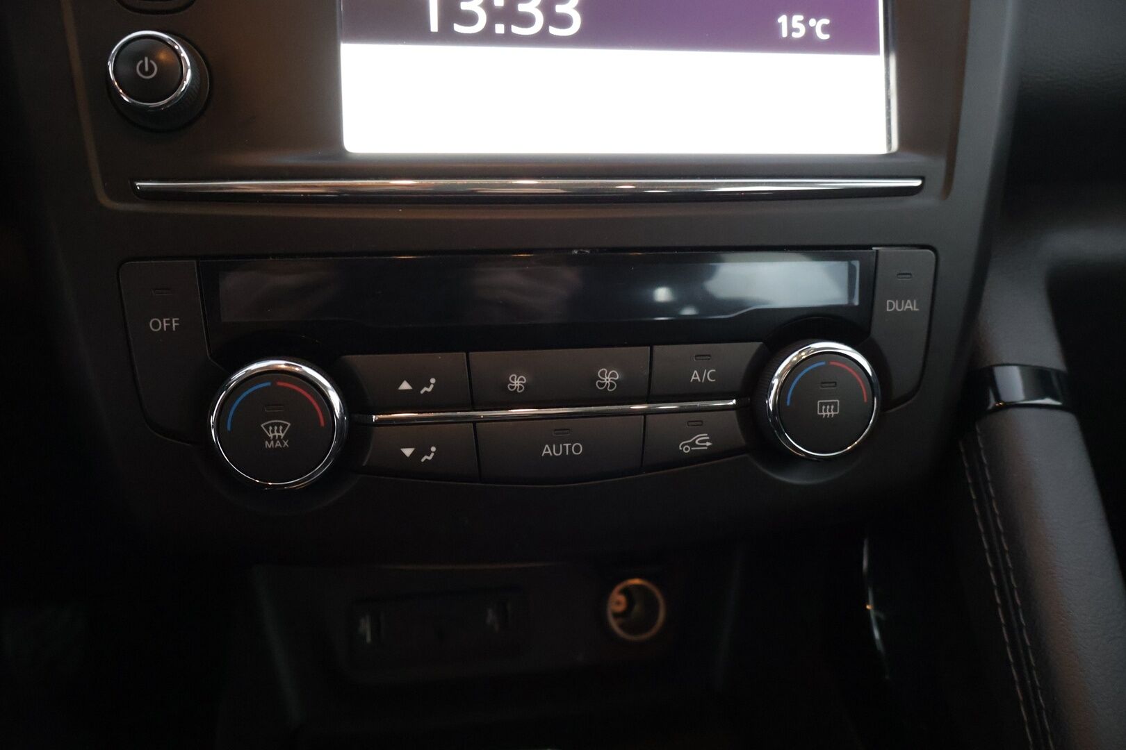 Renault Kadjar 2017 Energy TCe 130 Zen* Vakkari / Mäkilähtöavustin / Lohkolämmitin * - * Suomi-auto / Kahdet renkaat / Juuri huollettu sekä hiljattain katsastettu *