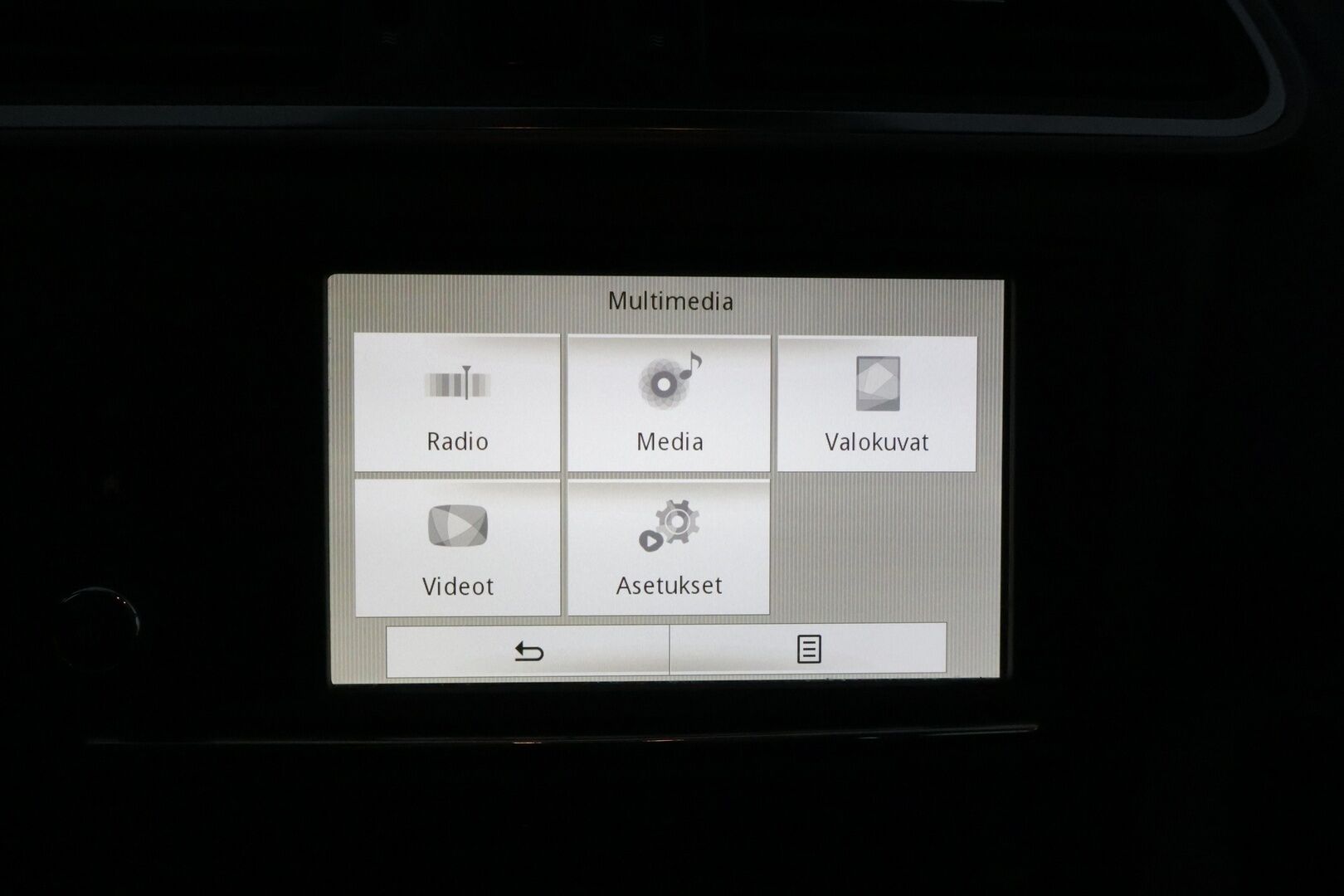 Renault Kadjar 2017 Energy TCe 130 Zen* Vakkari / Mäkilähtöavustin / Lohkolämmitin * - * Suomi-auto / Kahdet renkaat / Juuri huollettu sekä hiljattain katsastettu *