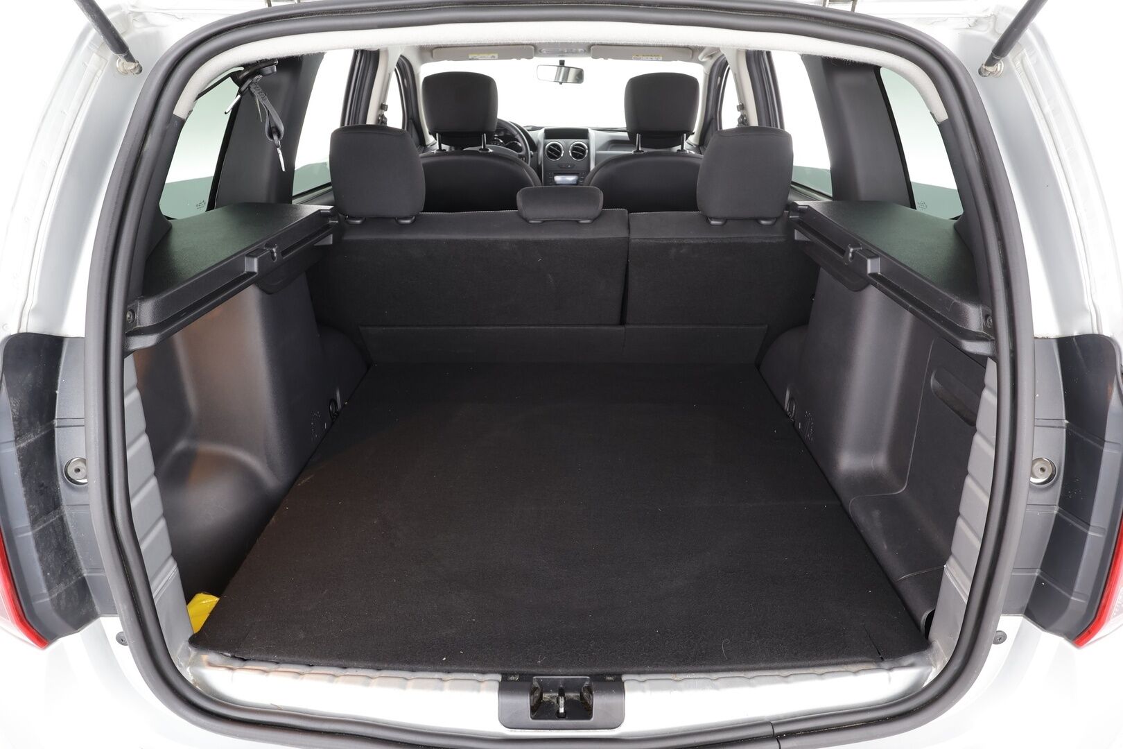 Dacia Duster 2017 TCe 125 S&S 4x4 Edition * Suomi-auto / Sisätilanlämmitin / Koukku / Vakkari / Bluetooth / Kahdet renkaat *