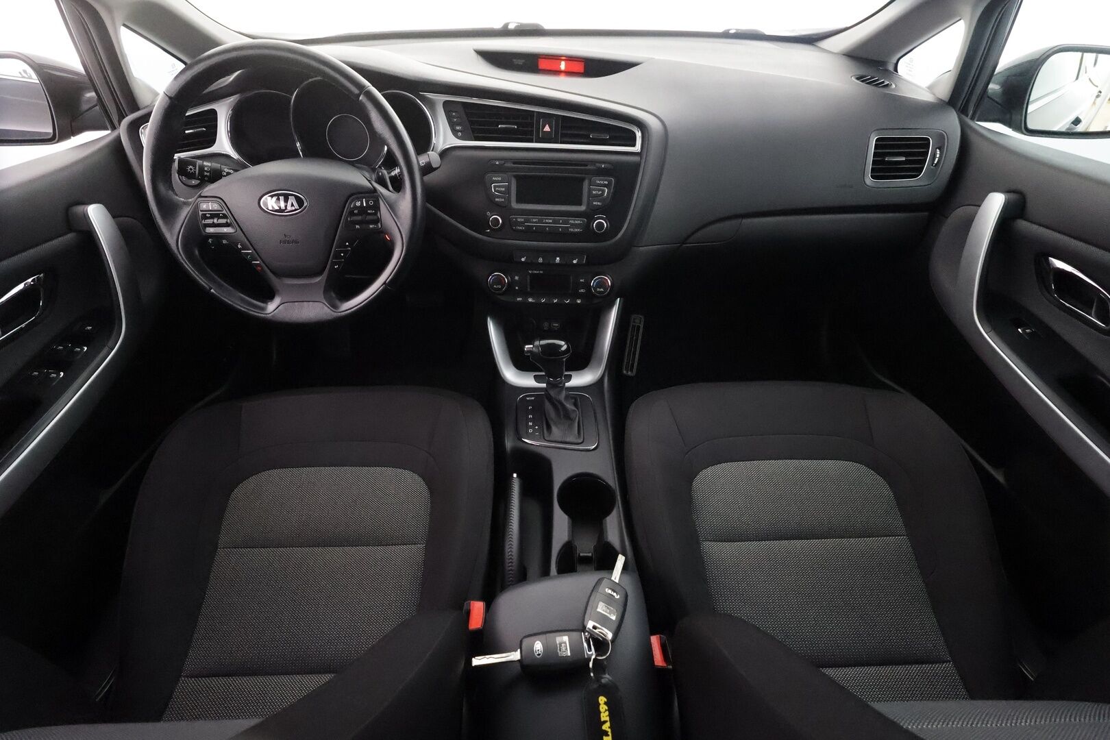 Kia cee'd 2017 1,6 EX 5D DCT A/T - | Facelift | Vakkari | Lohko&Sisätilanlämmitin | Bluetooth | P.Tutka | Ratinlämmitys | Suomi-auto | Kahdet renkaat |