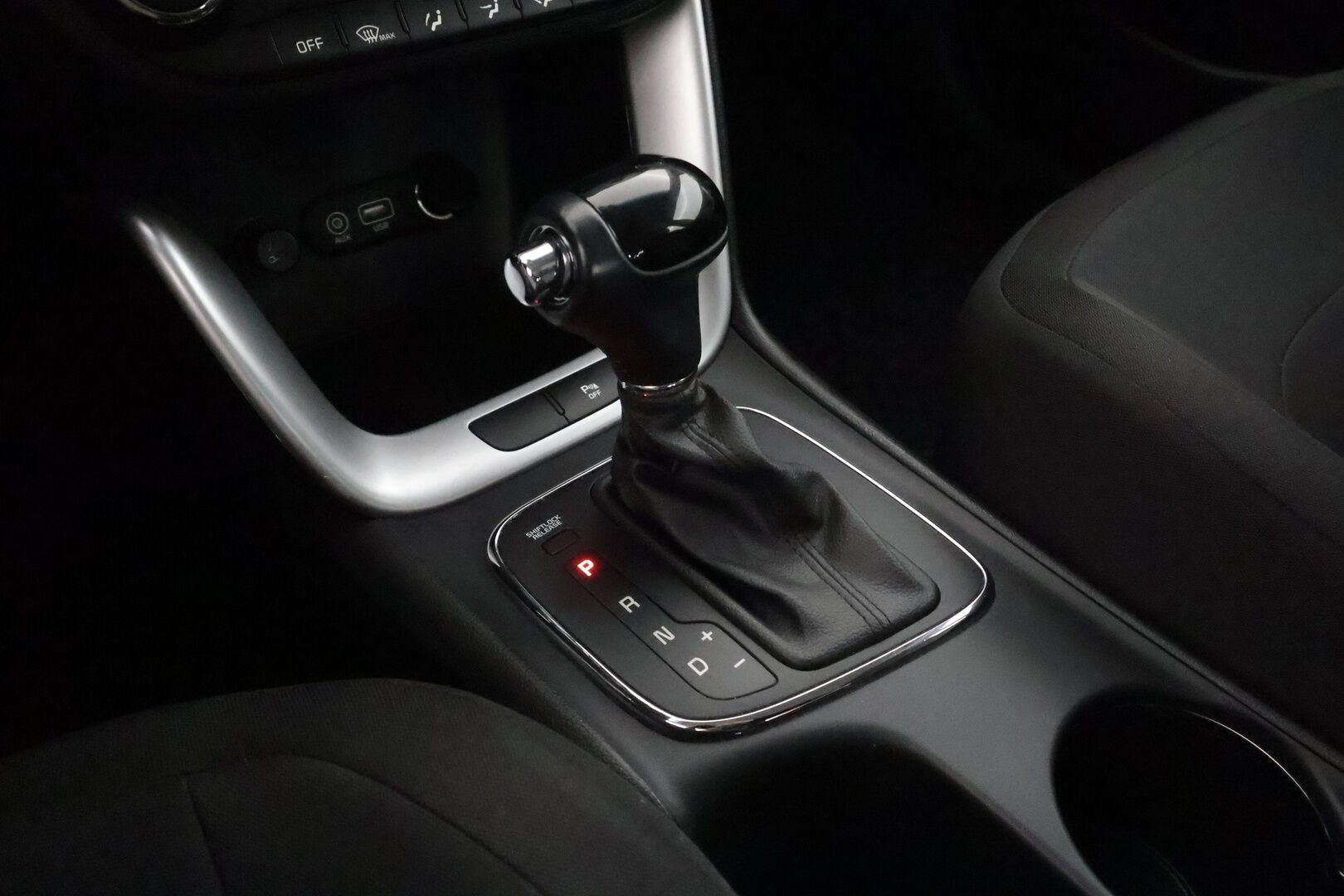 Kia cee'd 2017 1,6 EX 5D DCT A/T - | Facelift | Vakkari | Lohko&Sisätilanlämmitin | Bluetooth | P.Tutka | Ratinlämmitys | Suomi-auto | Kahdet renkaat |