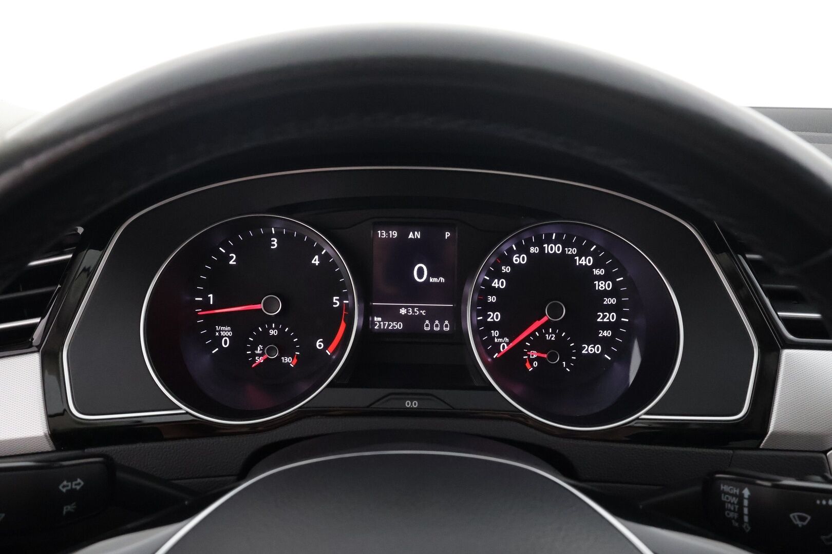 Volkswagen Passat 2017 Variant Comfortline 2,0 TDI 110 kW DSG - Suomi-auto | Webasto | ACC | LED | P.Tutkat | NAVI
