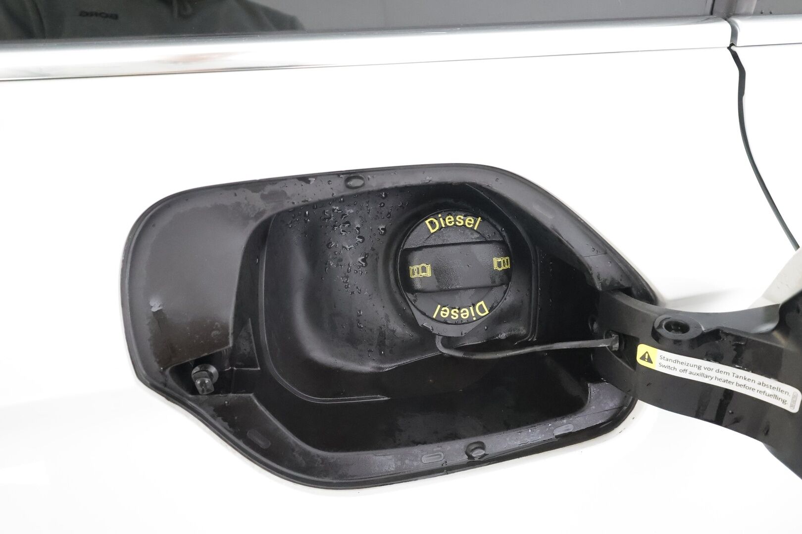 Volkswagen Passat 2017 Variant Comfortline 2,0 TDI 110 kW DSG * Webasto / ACC / LED / P.Tutkat / Navi * - Suomi-auto / Kahdet renkaat aluvanteilla - HULLUT AVAJAISHULINAT KORKOTARJOUS 3,29 %