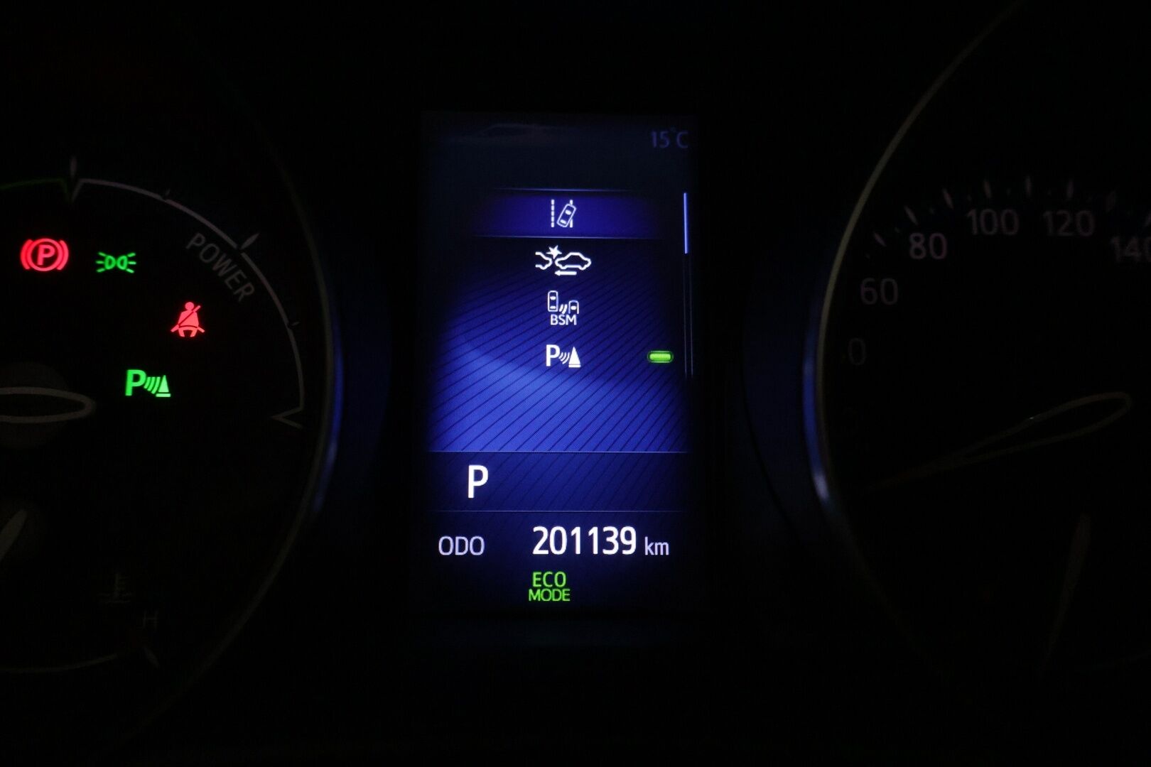 Toyota C-HR 2017 1,8 Hybrid Style *ACC / JBL / Lohko / BLIS / Navi / KeyLess / P-kamera / Ratinlämmitin / Vetokoukku / LED* - *2x renkaat / Merkkihuollettu / Suomi-auto*