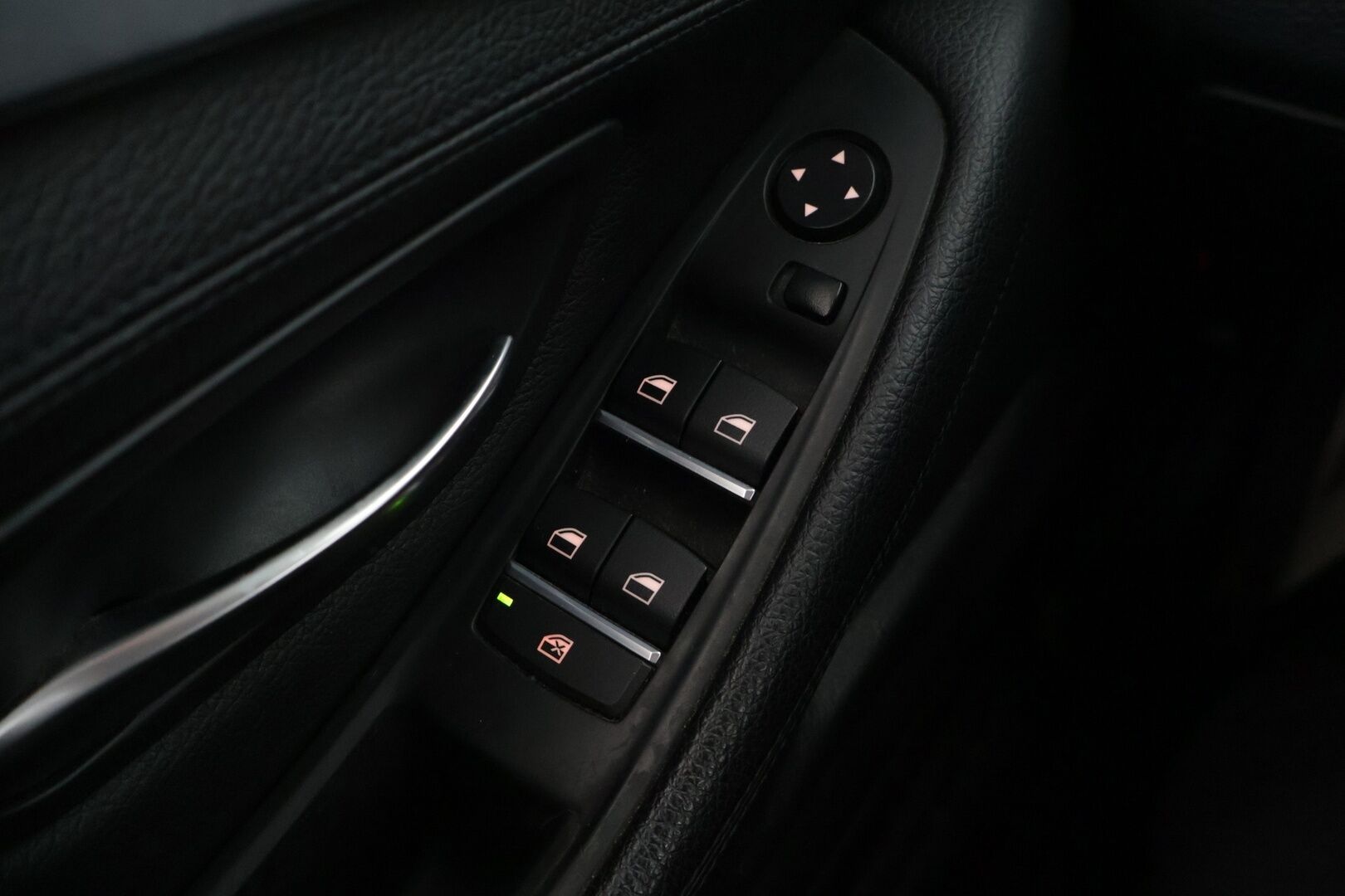 BMW 518 2016 F11 Touring 518d A Exclusive M-Sport Look - YritysOutlet - Myydään vain yrityksille *Navi/Nahkasisusta/Sähköluukku - Pitkä leima! / Hyvät nastat! / Juuri katsastettu!