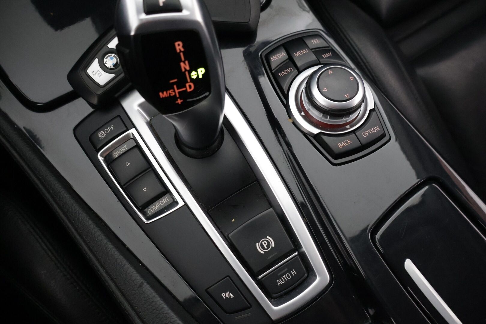 BMW 518 2016 F11 Touring 518d A Exclusive M-Sport Look - YritysOutlet - Myydään vain yrityksille *Navi/Nahkasisusta/Sähköluukku - Pitkä leima! / Hyvät nastat! / Juuri katsastettu!