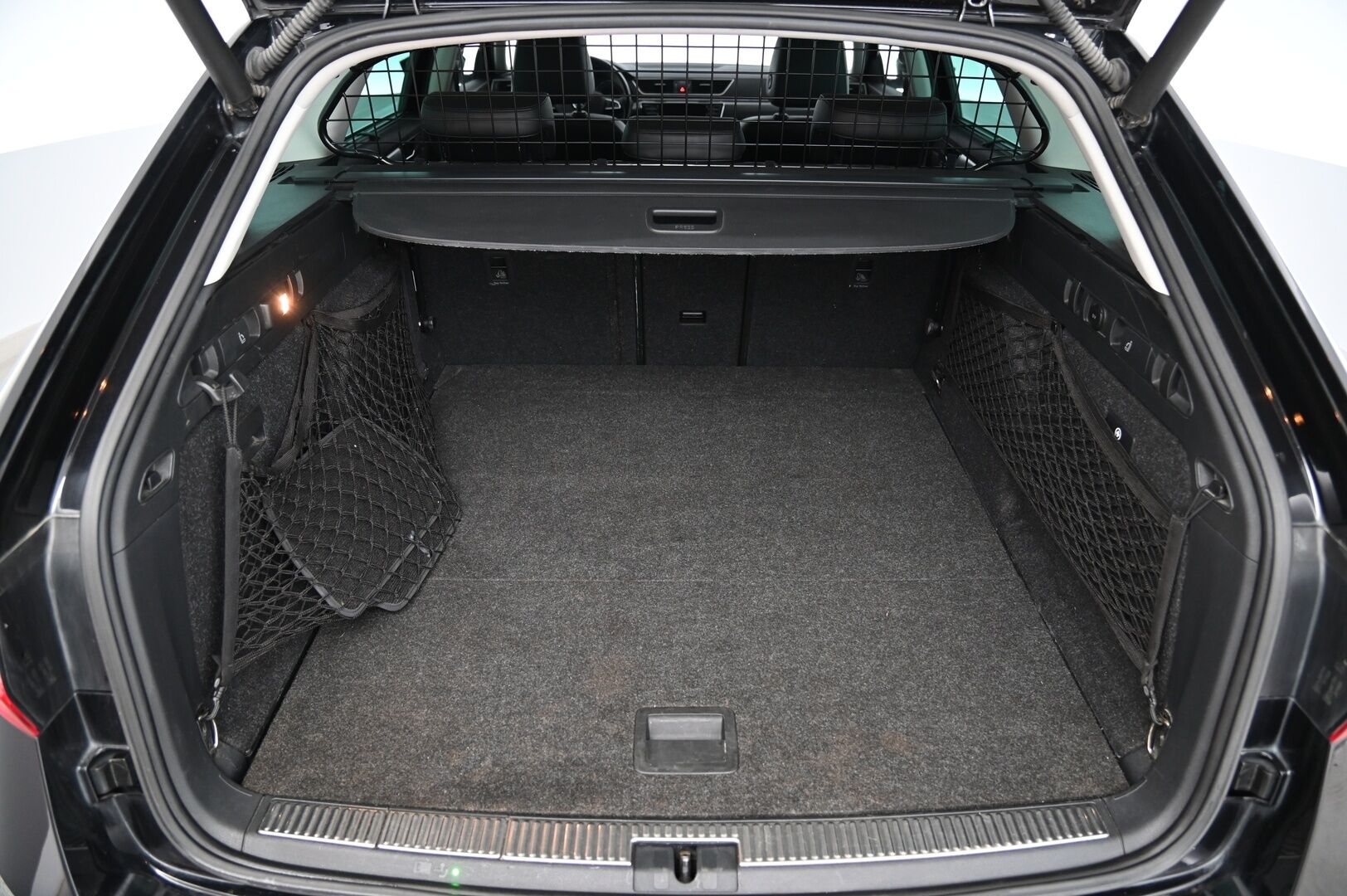Skoda Superb 2017 Combi 2,0 TDI 150 Style DSG Autom. * Canton / Acc / S-luukku / Koukku / Webasto / Keyless * - 2-Omisteinen / Suomi-Auto 