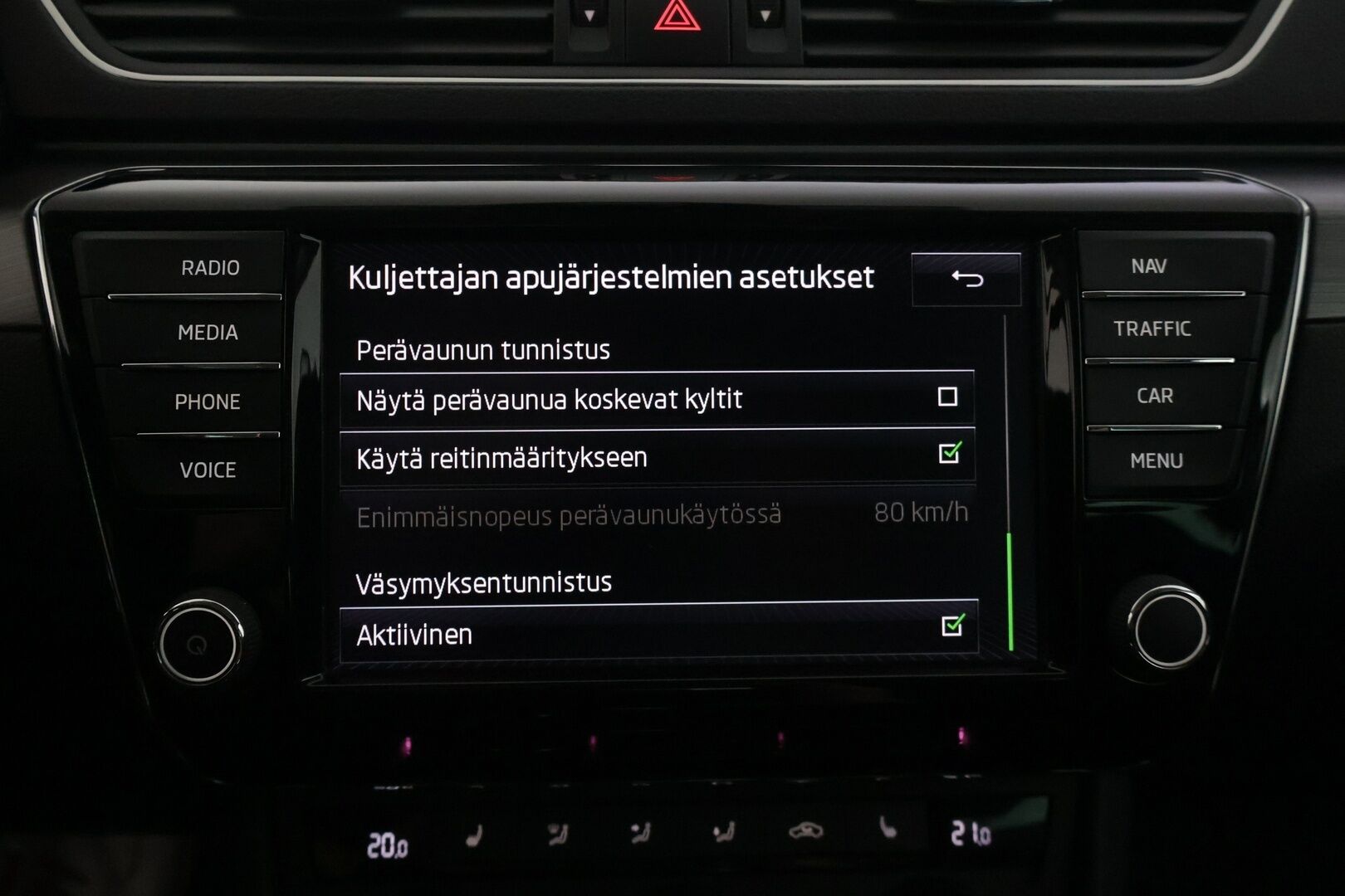 Skoda Superb 2017 Combi 2,0 TDI 150 Style DSG Autom. - | 2 om. Suomi-Auto | Canton | ACC | Webasto | Keyless | S- kontti |