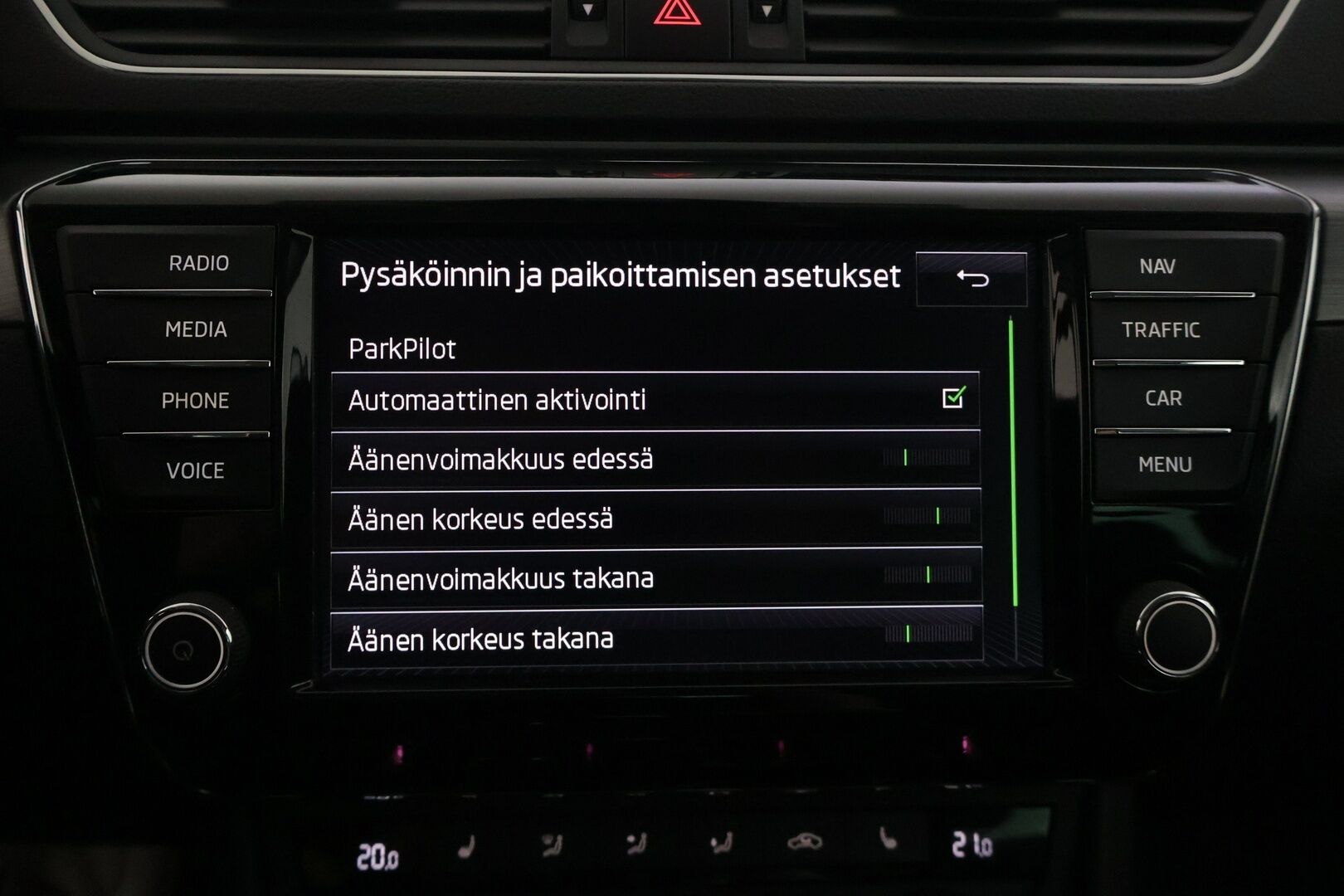 Skoda Superb 2017 Combi 2,0 TDI 150 Style DSG Autom. - | 2 om. Suomi-Auto | Canton | ACC | Webasto | Keyless | S- kontti |