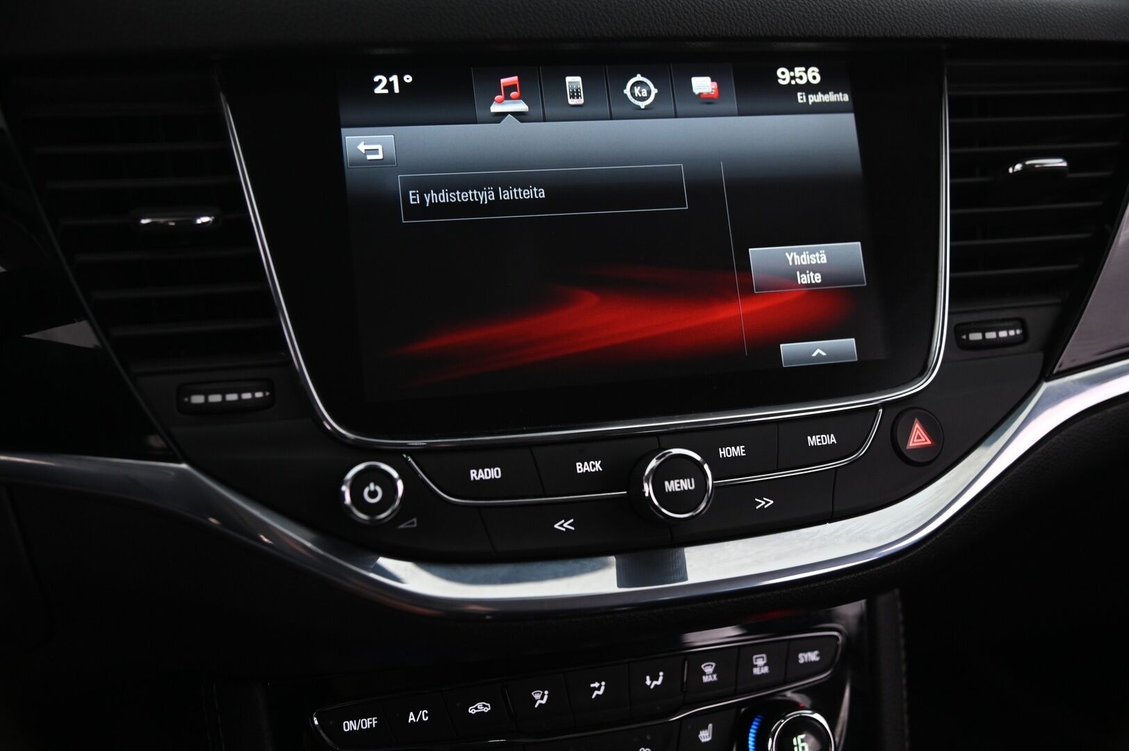 Opel Astra 2017 Sports Tourer Innovation 1,4 Turbo Start/Stop 110kW AT6 - Sporttipenkit / Webasto / Kamera / 2x alut / Suomiauto / Juuri huollettu / Blis / Lämpöratti / S-kontti / Appconneect / Kessy / Led