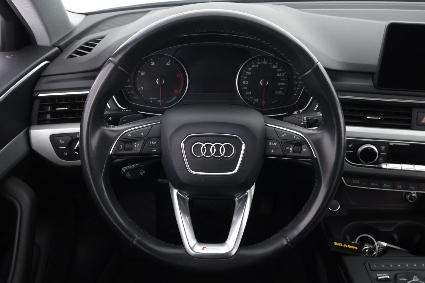 Audi A4 allroad quattro 2017 Land of quattro Edition 2,0 TDI 120 kW quattro S tronic - 2Om Suomiauto | Webasto | Vetokoukku | Matrix LED | Sporttipenkit | Audi Sound System | Vakkari | Juuri tullut Tampereelle!