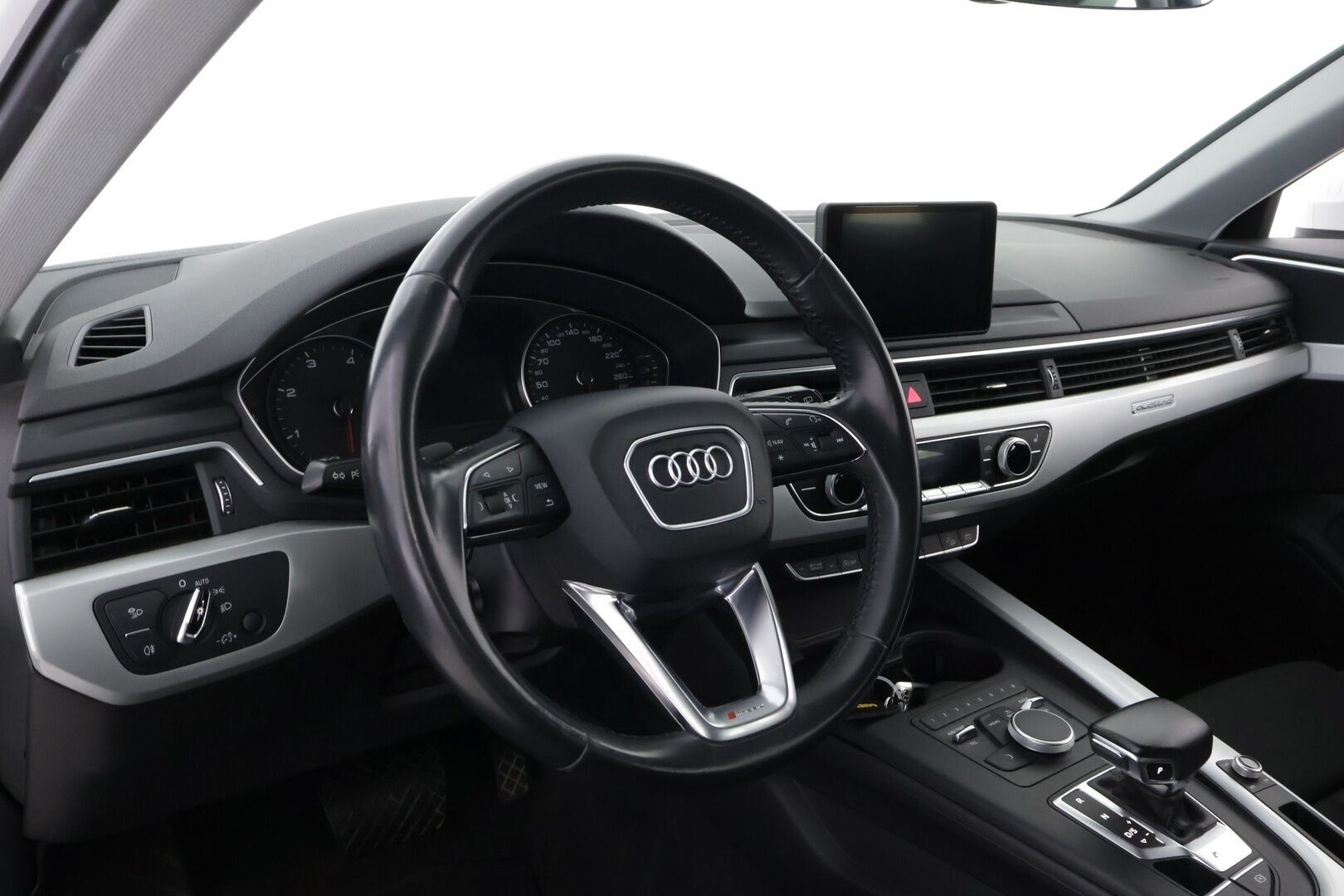 Audi A4 allroad quattro 2017 Land of quattro Edition 2,0 TDI 120 kW quattro S tronic - 2Om Suomiauto | Webasto | Vetokoukku | Matrix LED | Sporttipenkit | Audi Sound System | Vakkari | Juuri tullut Tampereelle!
