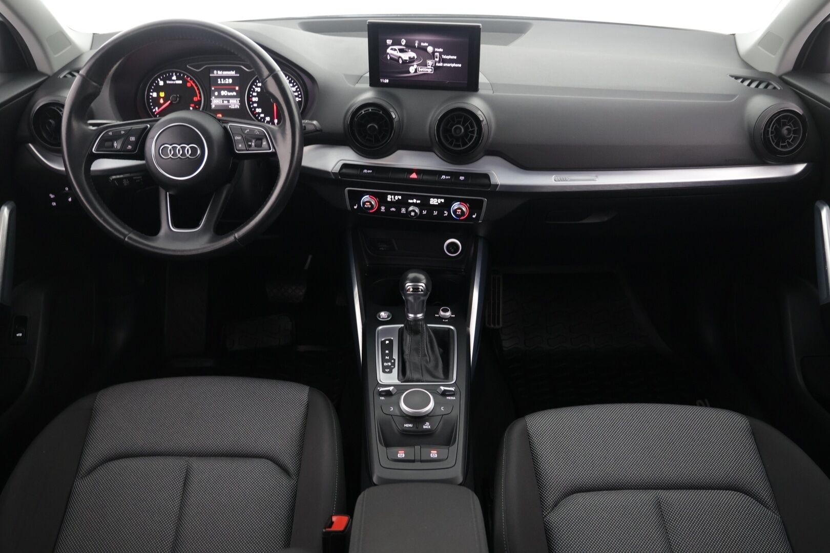 Audi Q2 2017 Business Sport 1,6 TDI 85 kW S tronic *Adaptiivinen vakionopeudensäädin / Sähkötoiminen takakontti / Lohkolämmitiin sisätilapistokkeella!* - Loisto maasturi / Kattavasti varusteltu / Huippu taloudellinen