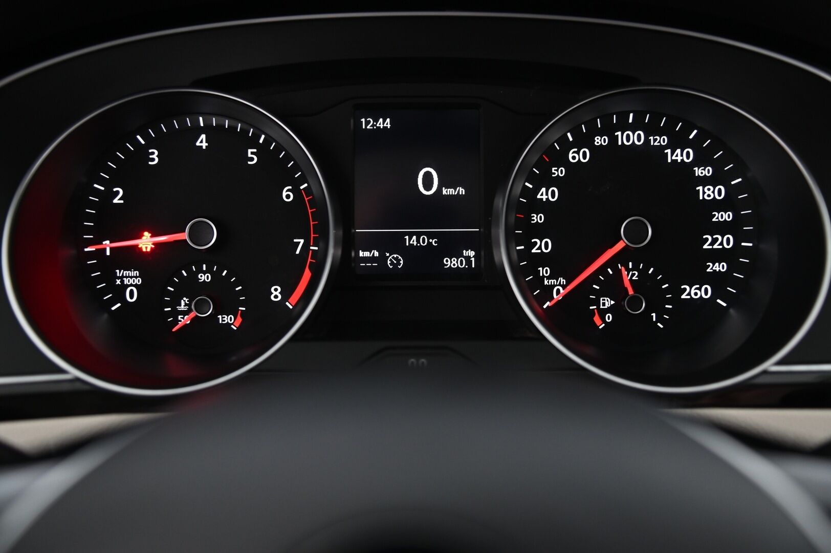 Volkswagen Passat 2017 Sedan Comfortline 1,4 TSI 92 kW (125 hv)*Led / Tutkat / Vakkari / Avaimeton käynnistys* - *Suomi-auto / Vähän ajettu / Juuri tullut! / Jakohihna vaihdettu / Michelinin nastat*