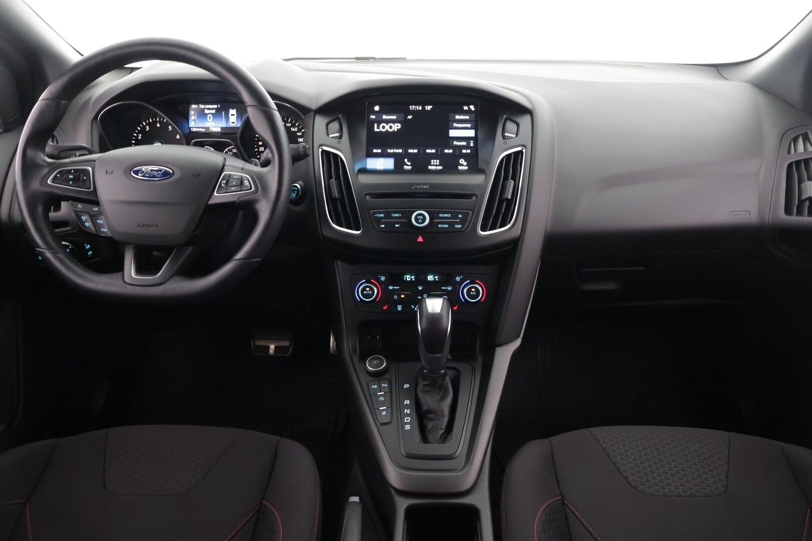 Ford Focus 2017 1,5 EcoBoost 150 hv Start/Stop A6 ST-Line  5-ov - *ST-Line / Webasto / Vakkari / Carplay / Bluetooth / tutkat!*