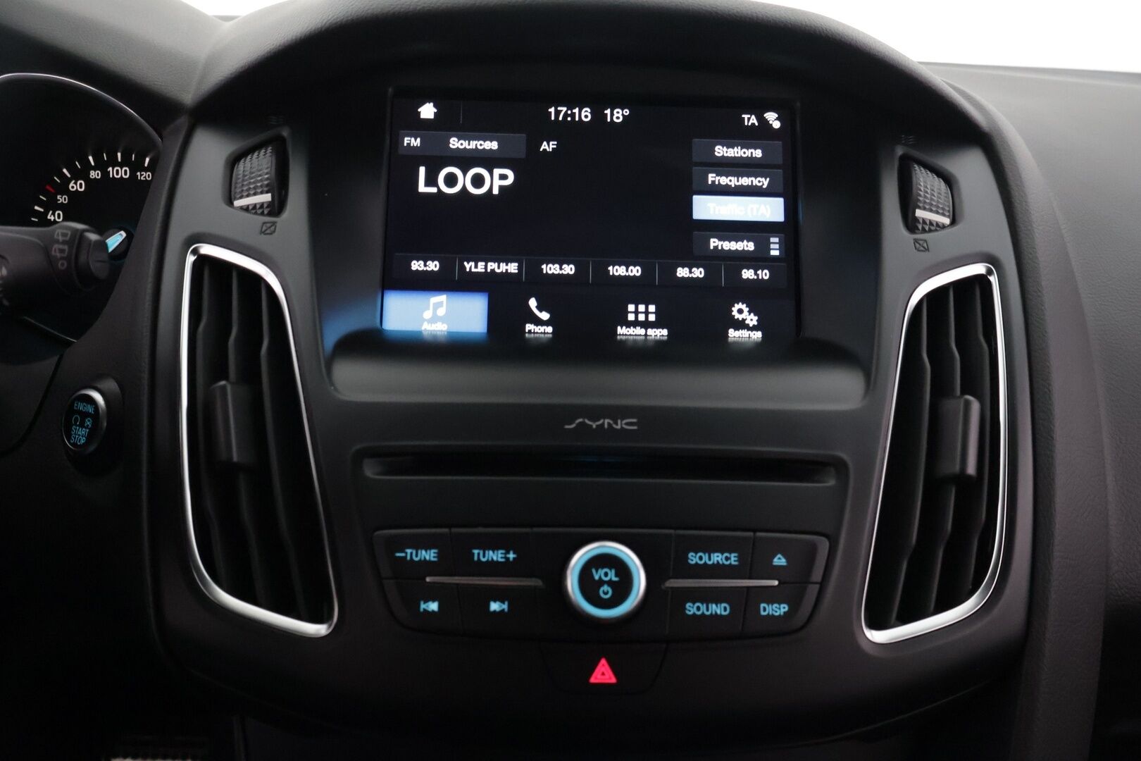 Ford Focus 2017 1,5 EcoBoost 150 hv Start/Stop A6 ST-Line  5-ov - *ST-Line / Webasto / Vakkari / Carplay / Bluetooth / tutkat!*