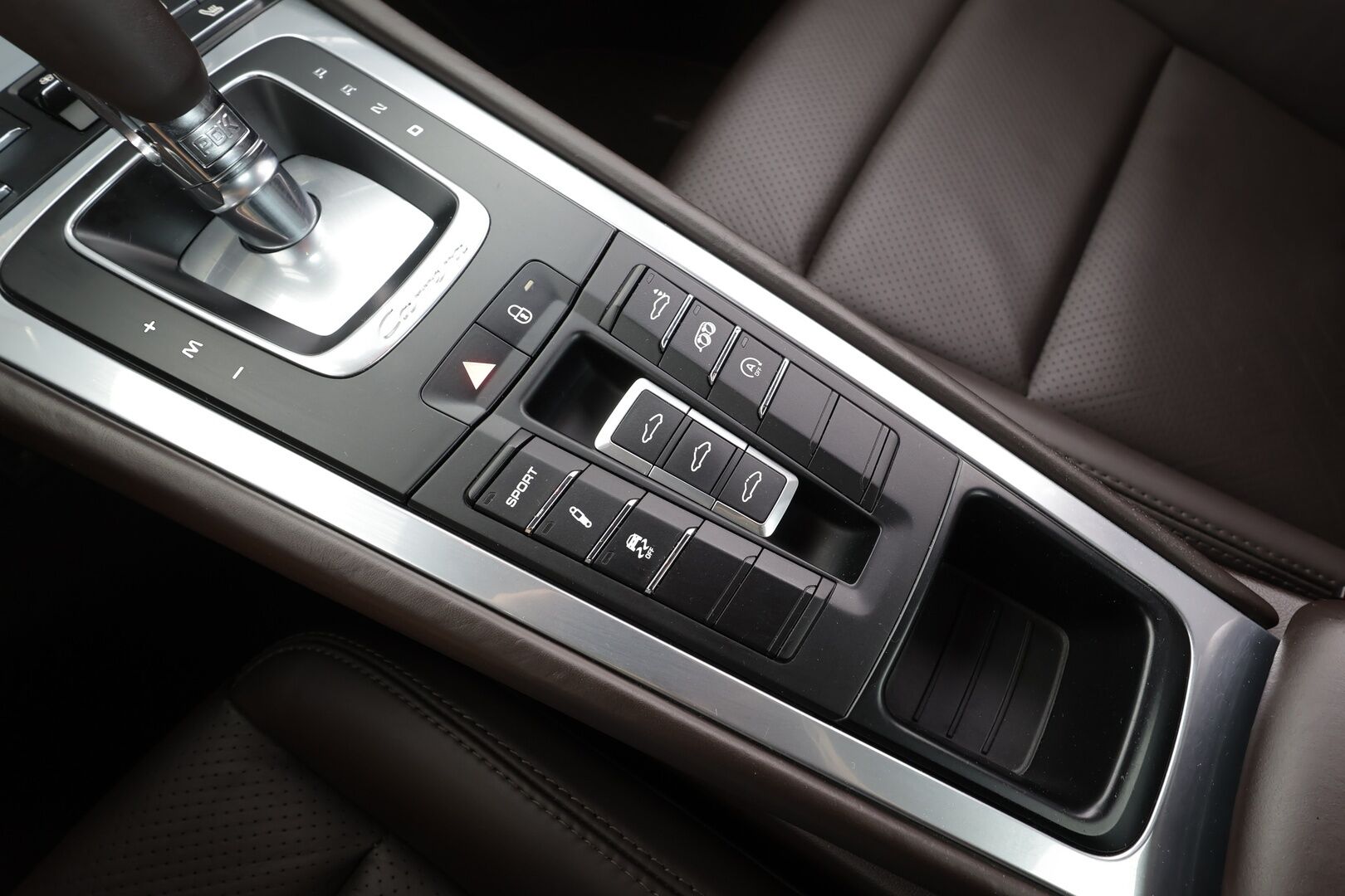 Porsche 911 2012 Carrera Coupé PDK - | Sport-putkisto | PASM | Kattoluukku | Merkkihuollettu | Bi-Xenon | Alcantara kattoverhoilu | Vakkari
