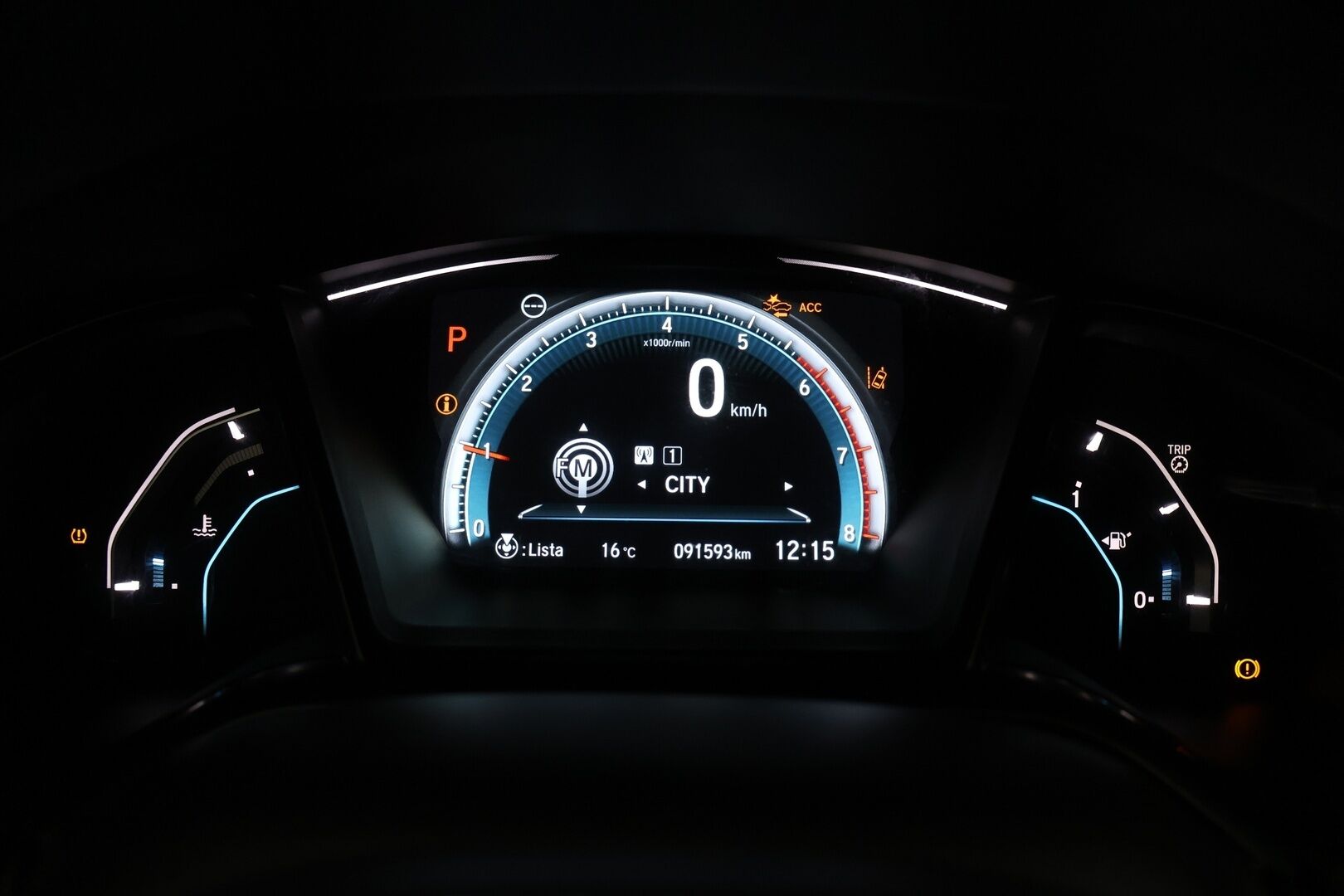 Honda Civic 2017 HB 129 hv Sport Premium AT - | Huippuvarusteet! | Adapt vakkari | Kattoluukku | P.Kamera | Nahat | Koukku | 2x renkaat & vanteet | Lohko + sisäp. |
