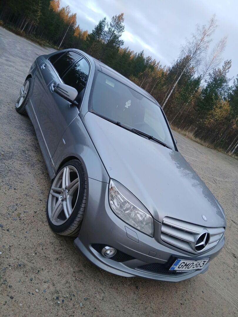 Mercedes-Benz C 2010 C 250 CDI Sedan (AA) 4ov 2143cm3 A - TULOSSA MYYNTIIN! | AMG Sport-paketti | Kahdet renkaat aluvantein | 