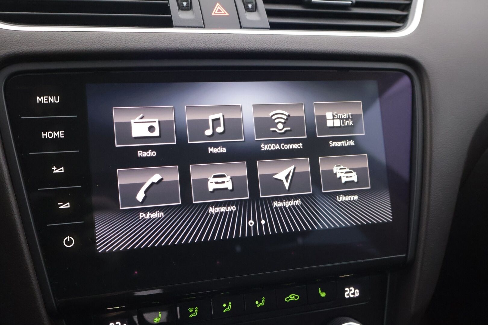 Skoda Octavia 2018 Combi 2,0 TDI 184 4x4 L&K DSG Autom. - | EI ADBLUE! | Webasto | ACC | Panorama | Keyless Go | Vetokoukku | Muistipaikka kuljettajalla | Nahka-alcantara | Kaukovaloautomatiikka | Bliss | Navi | Canton | Lämm ratti ja tuulilasi |