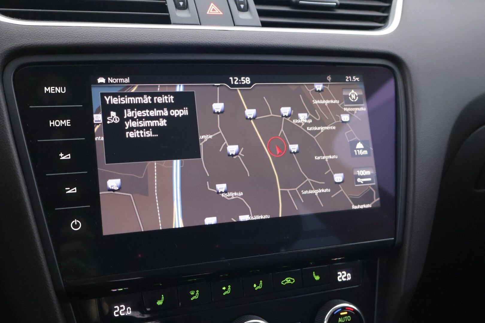 Skoda Octavia 2018 Combi 2,0 TDI 184 4x4 L&K DSG Autom. - | EI ADBLUE! | Webasto | ACC | Panorama | Keyless Go | Vetokoukku | Muistipaikka kuljettajalla | Nahka-alcantara | Kaukovaloautomatiikka | Bliss | Navi | Canton | Lämm ratti ja tuulilasi |