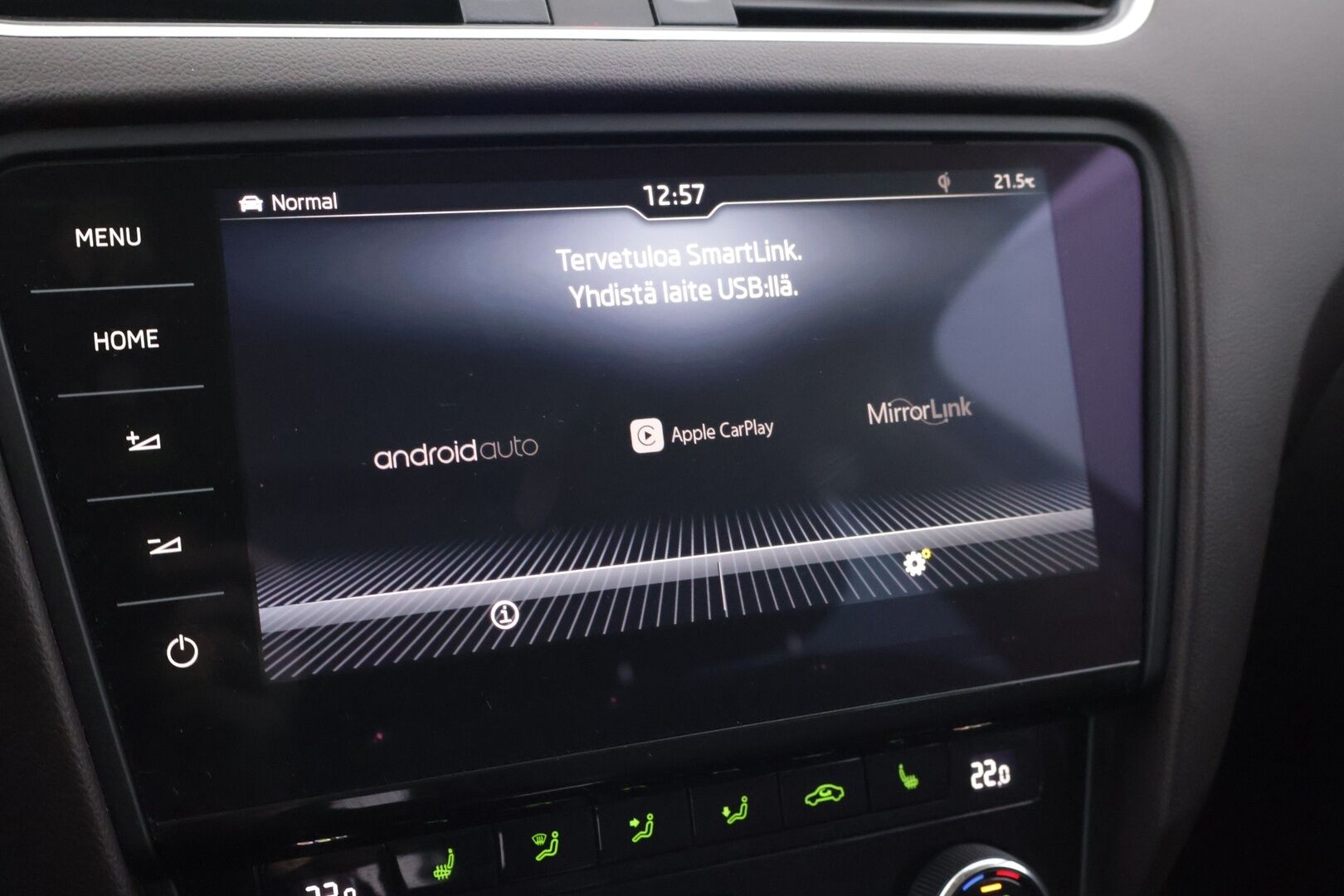 Skoda Octavia 2018 Combi 2,0 TDI 184 4x4 L&K DSG Autom. - | EI ADBLUE! | Webasto | ACC | Panorama | Keyless Go | Vetokoukku | Muistipaikka kuljettajalla | Nahka-alcantara | Kaukovaloautomatiikka | Bliss | Navi | Canton | Lämm ratti ja tuulilasi |