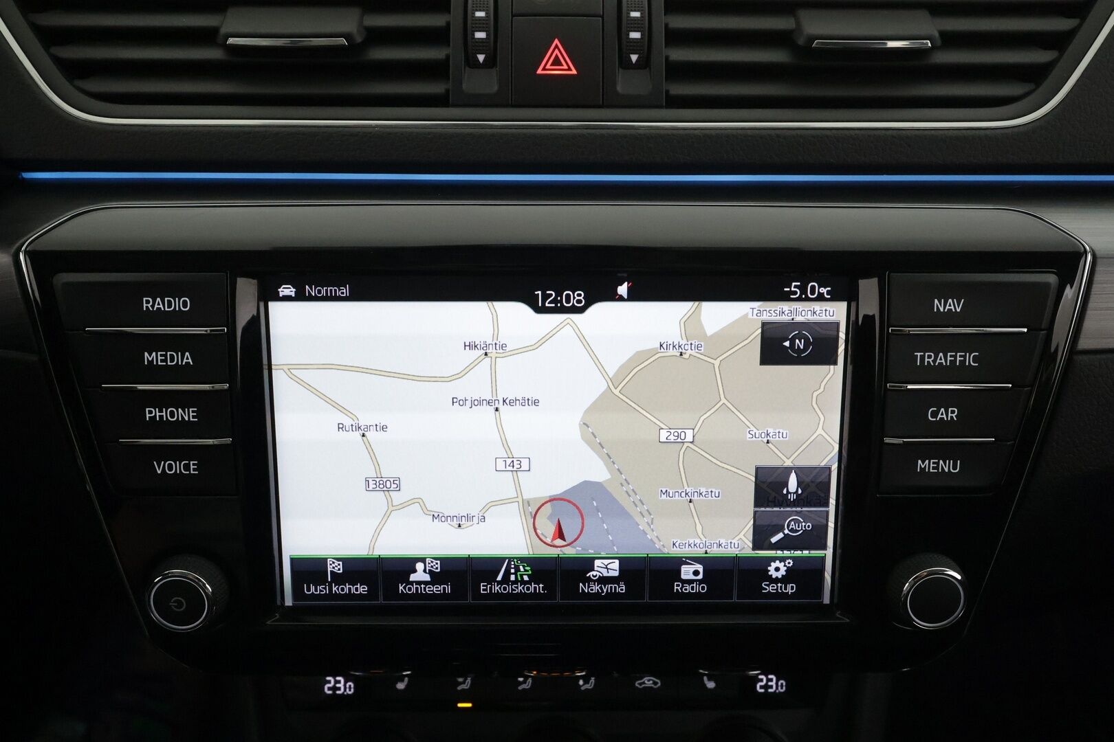 Skoda Superb 2017 Combi 2,0 TDI 190 Elegance DSG * ACC / Webasto / Koukku / Canton / P.kamera / Xenon / Keyless / Apple & Android * - Suomi-auto / Kahdet Renkaat