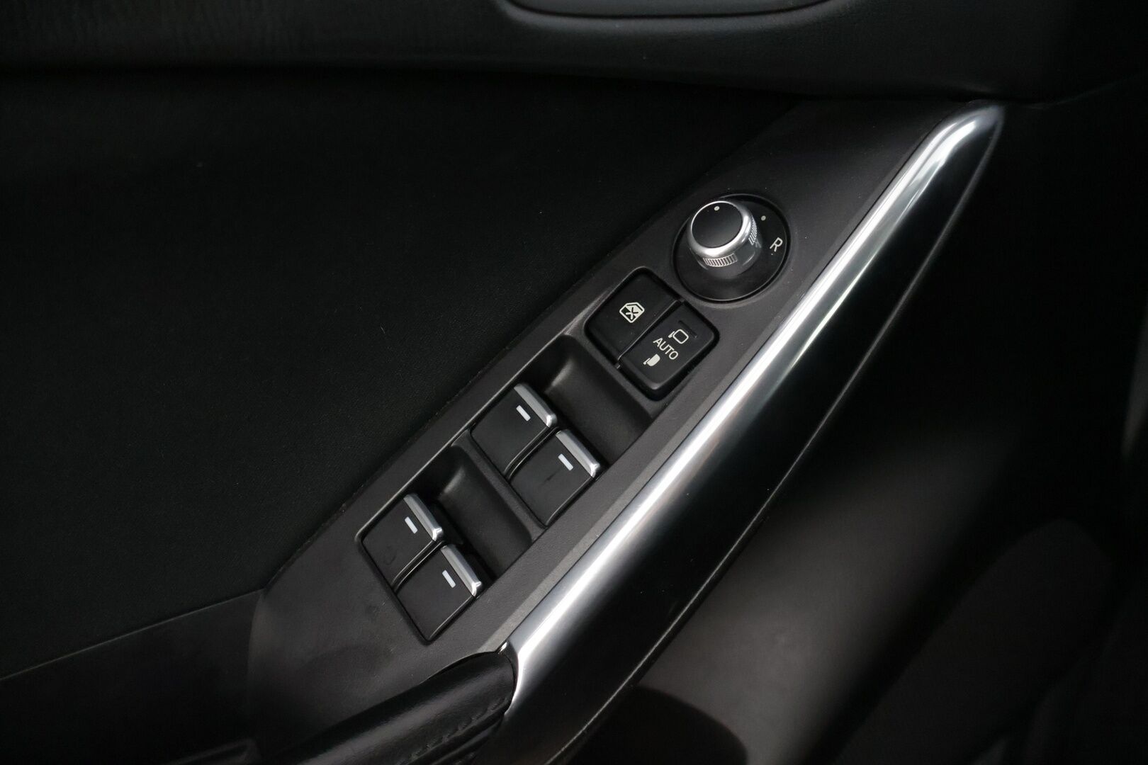 Mazda Mazda6 2017 Sport Wagon 2,0 (165) SKYACTIV-G Business Edition 6AT 5ov  * Vakkari / Ratinlämmitin / Tutkat edessä ja takana / Navi / Bluetooth * - Suomi-auto / Lohkolämmitin / Kahdet renkaat! - Osta nyt, maksa vasta ensi vuonna