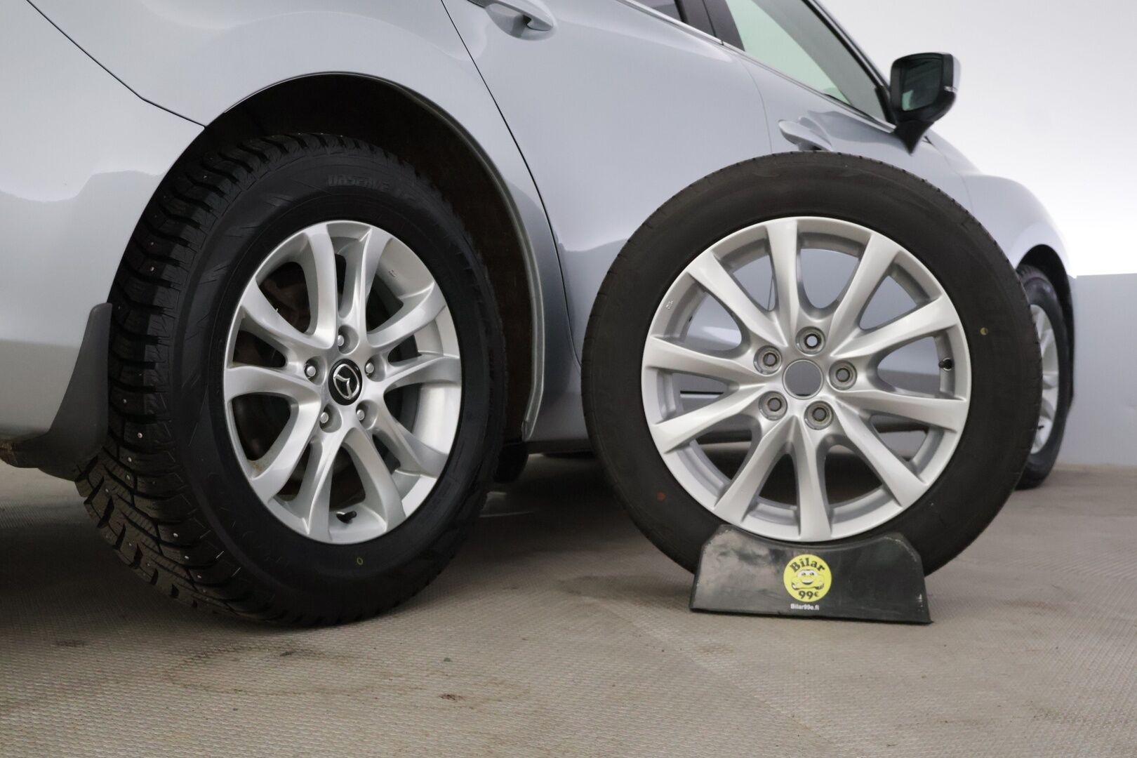 Mazda Mazda6 2017 Sport Wagon 2,0 (165) SKYACTIV-G Business Edition 6AT 5ov  * Vakkari / Ratinlämmitin / Tutkat edessä ja takana / Navi / Bluetooth * - Suomi-auto / Lohkolämmitin / Kahdet renkaat! - Osta nyt, maksa vasta ensi vuonna