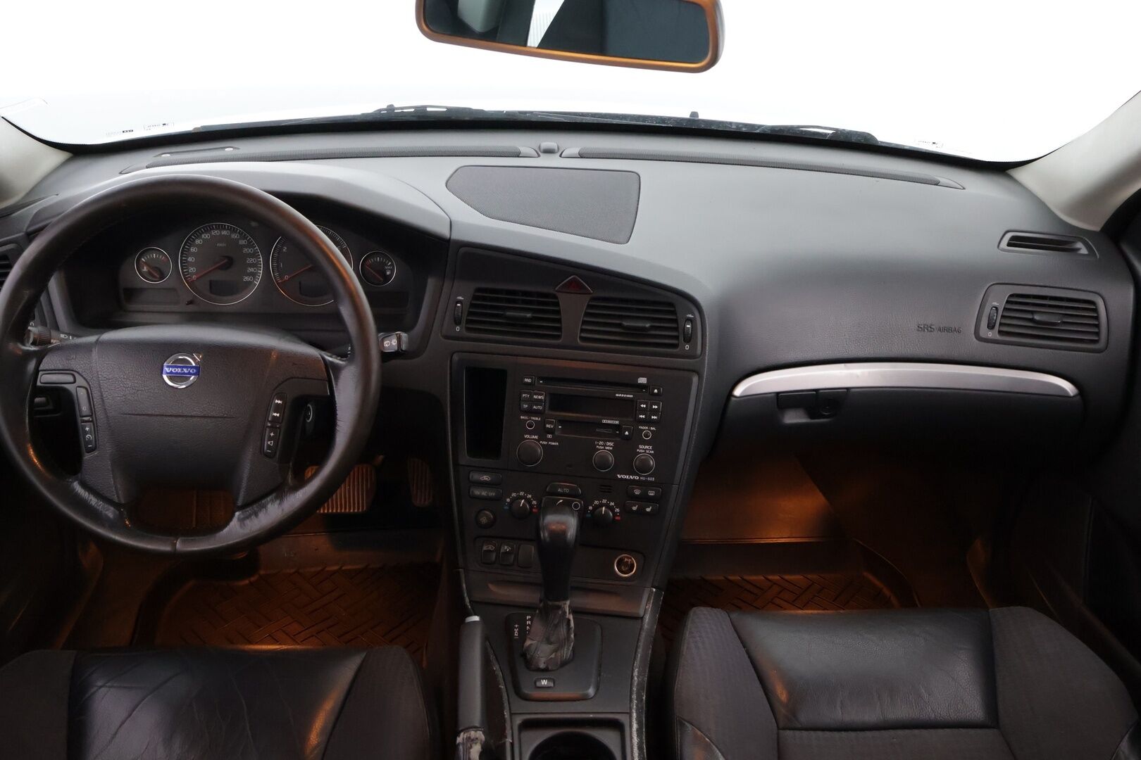 Volvo V70 2004 2,5t AWD aut - MYYDÄÄN HUUTOKAUPAT.COM! - MYYDÄÄN HUUTOKAUPAT.COM!