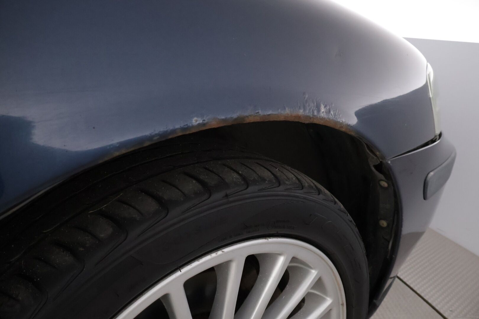Volvo V70 2004 2,5t AWD aut - MYYDÄÄN HUUTOKAUPAT.COM! - MYYDÄÄN HUUTOKAUPAT.COM!