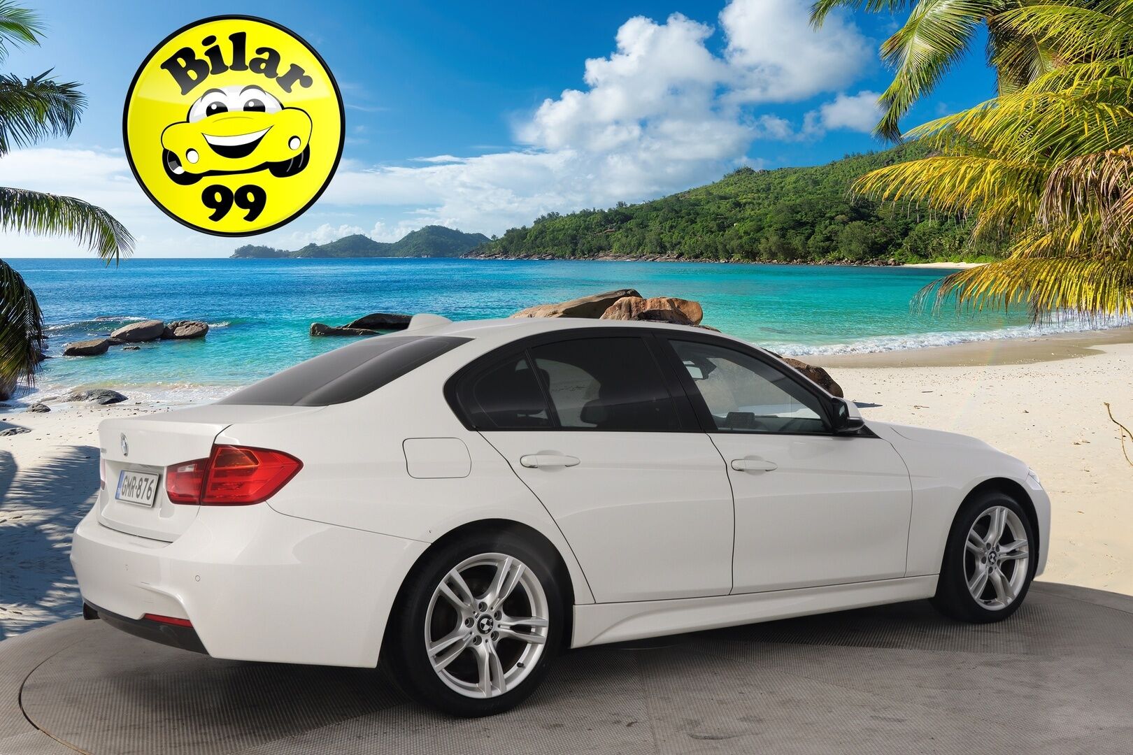 BMW 320 2013 xDrive Sedan M-Sport *Sporttipenkit/  Bt/  Tutka/  Vakkari* - Juuri leimattu / 2x renkaat 