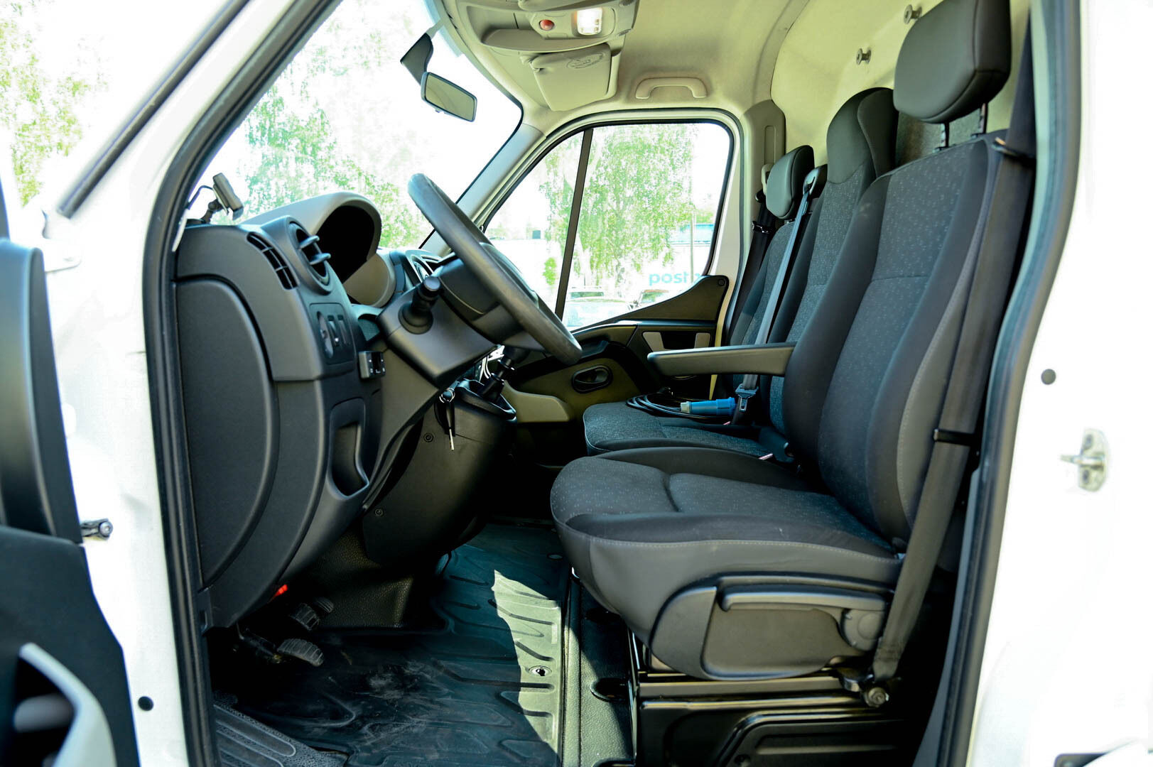 Opel Movano 2018 Van L2H2 (3,5t) 2.3 CDTI BiTurbo 107kW * PA-lisälämmitin / Kylmälaite / Koukku / Vakkari / LED / Kahdet renkaat* - Thermoking kylmälaitejärjestelmä / Eberspächer / 