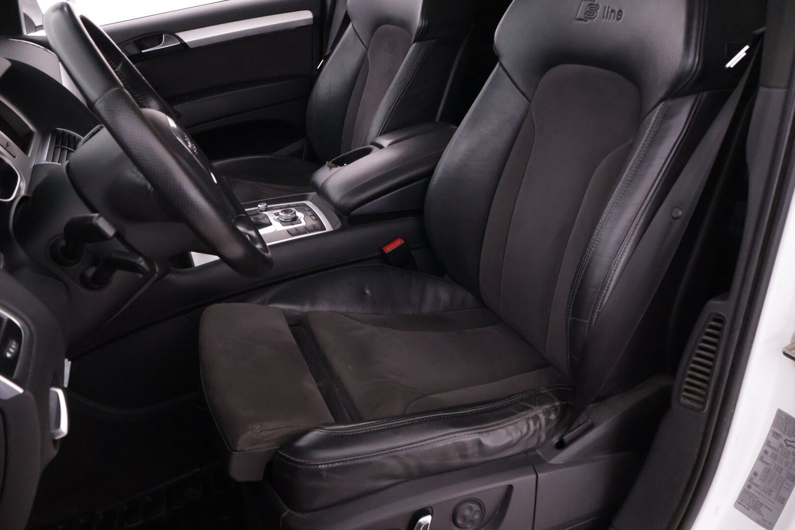Audi Q7 2010 3,0 V6 TDI 176 kW quattro 7-p S-Line - Myydään huutokaupat.com